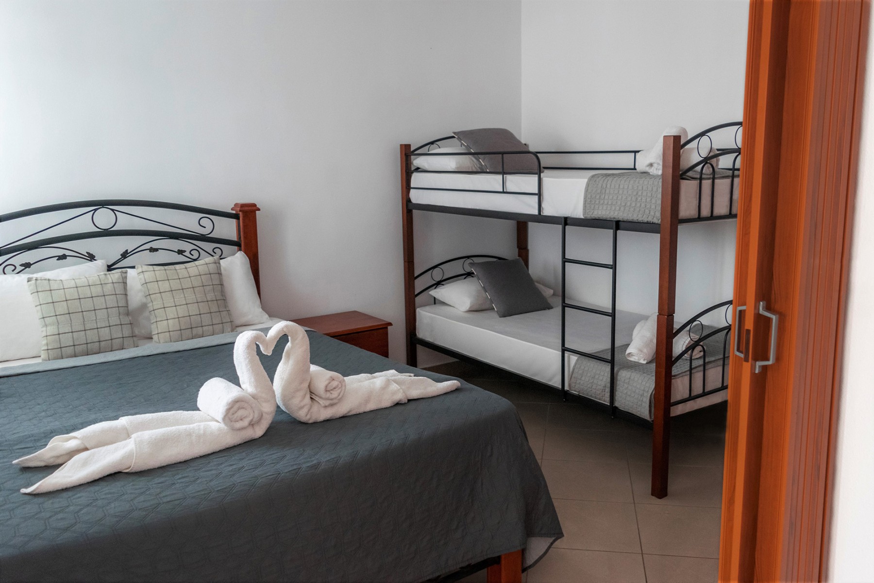 Hotel Kapahi Sea View apartments & suites deluks apartman.jpg