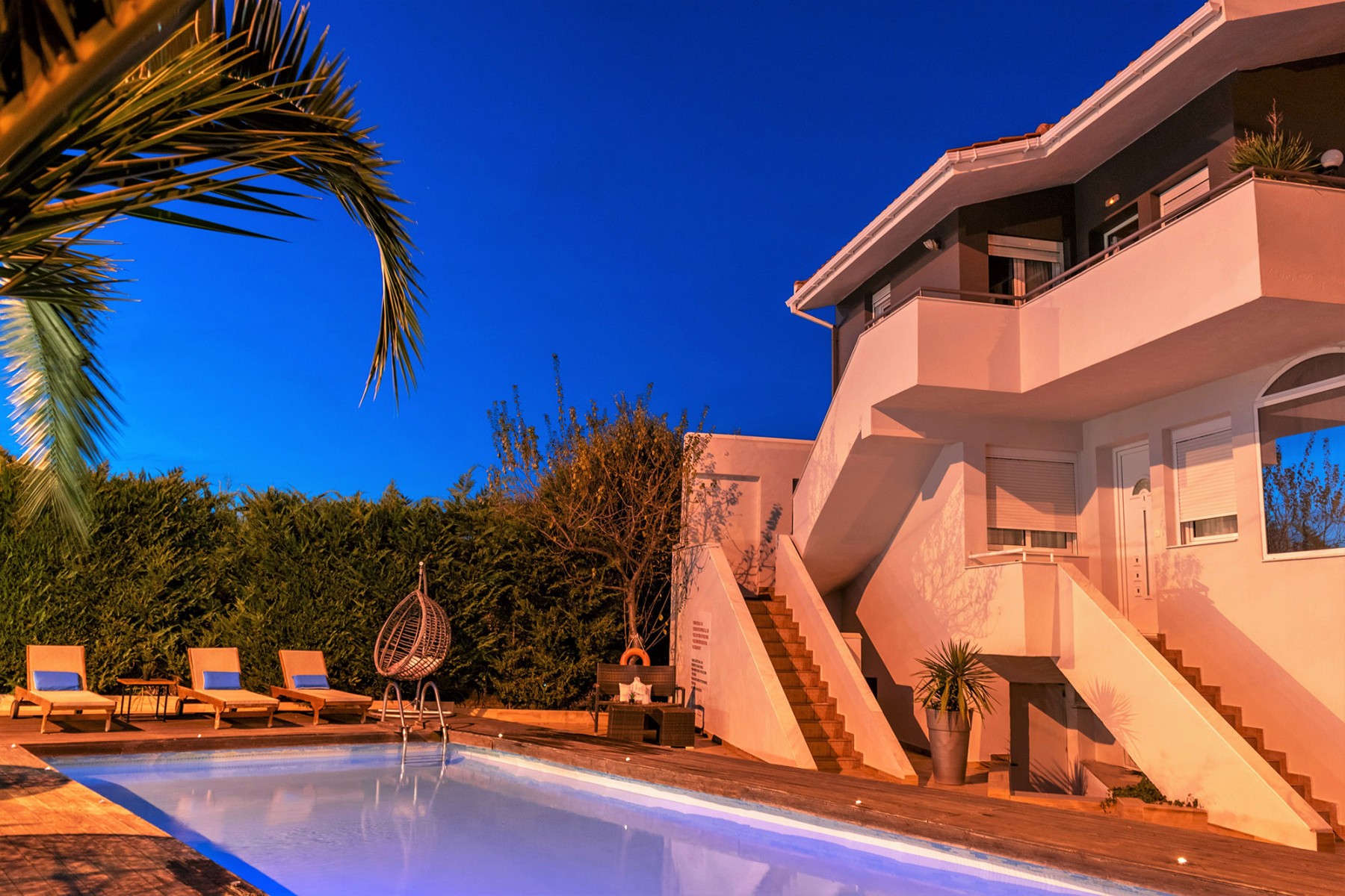 Kapahi Sea View apartments & suites spoljni izgled.jpg