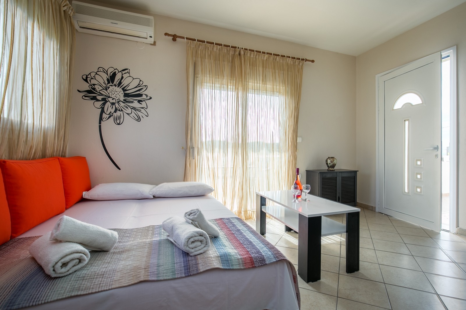 Kapahi Magic hotel apartman sa pogledom na more.jpg