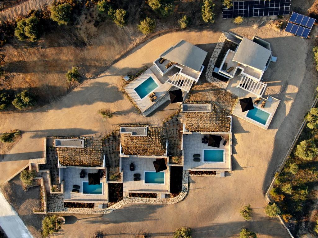 Hotel Fari Stone Villas spoljni izgled.jpg