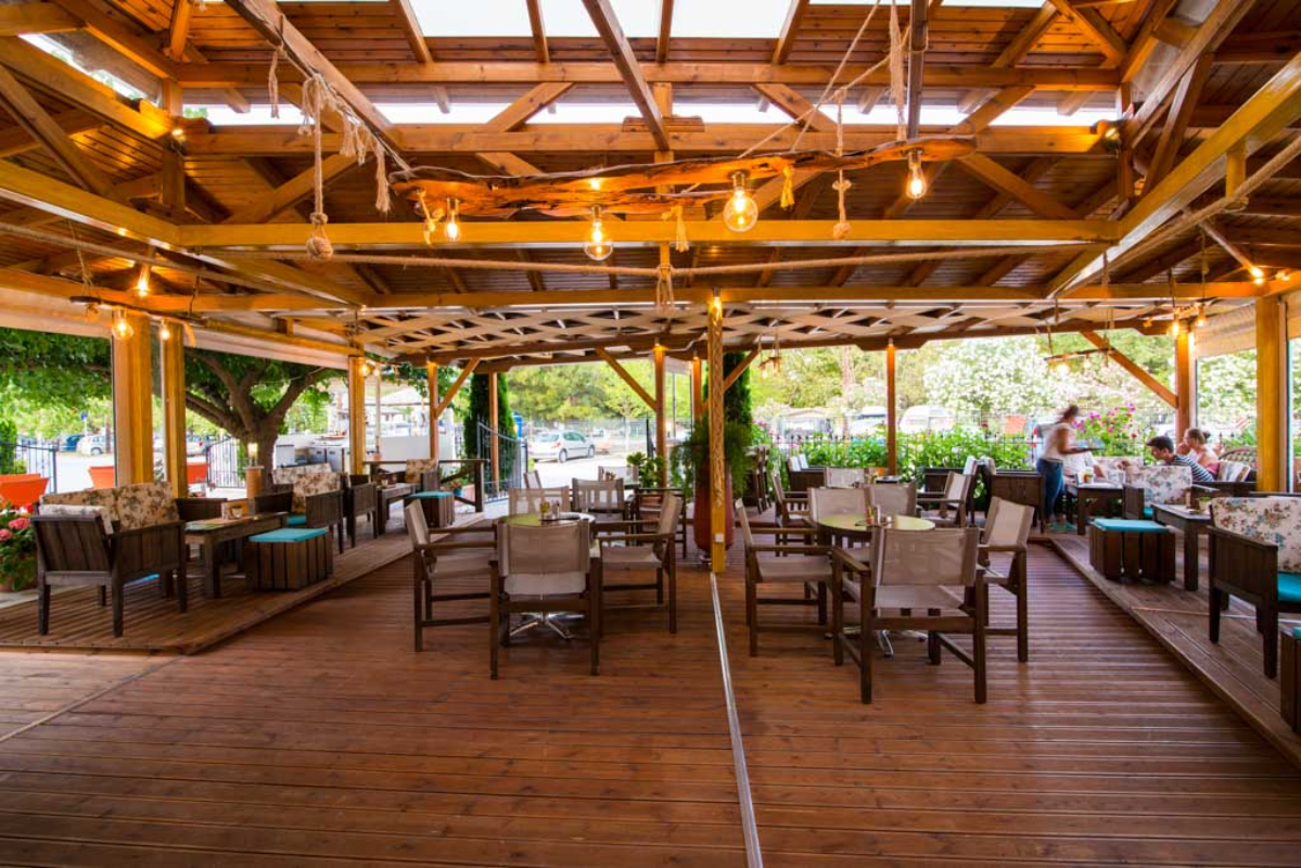 Nikolas studio bar.jpg
