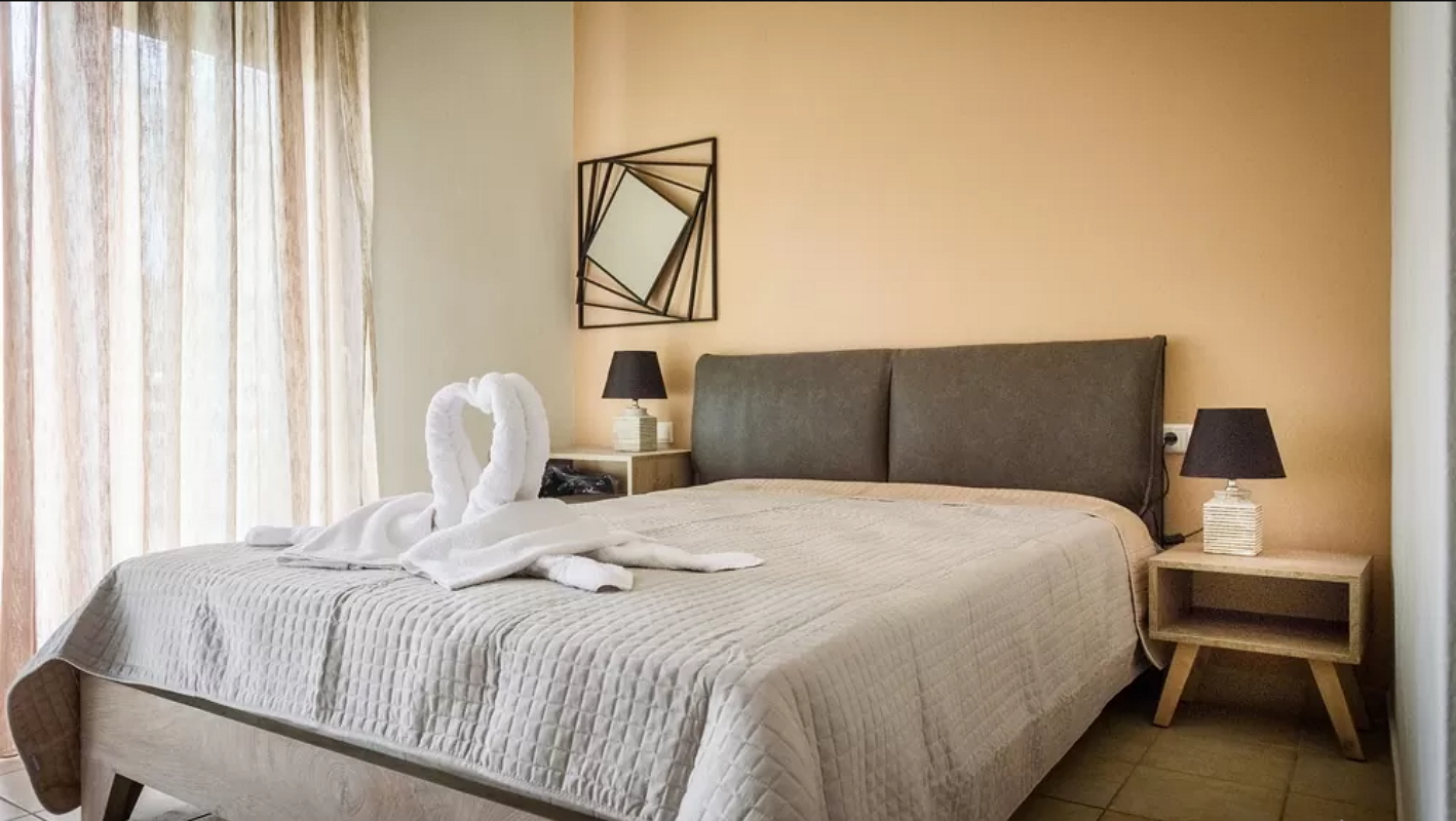 Finikes studio apartman.jpg