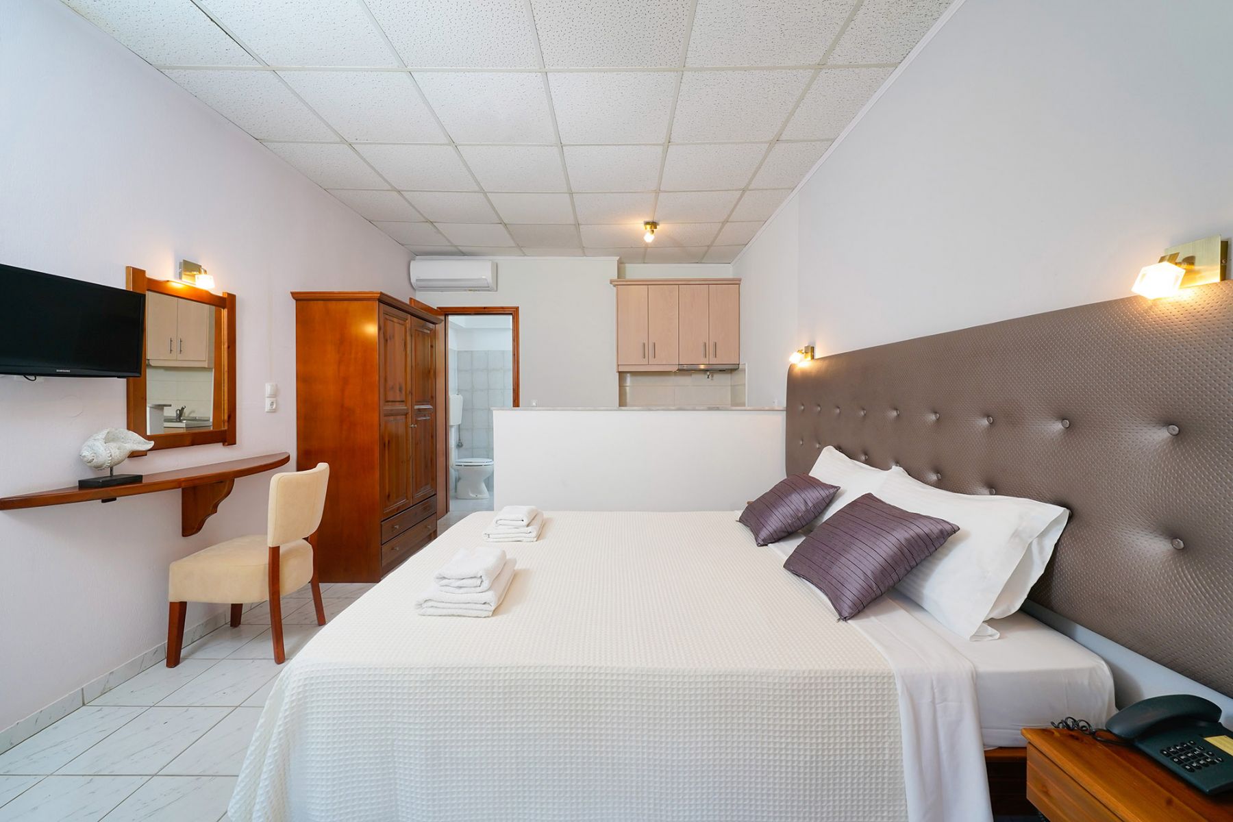 Hotel Kamelia & Semili izgled superior sobe.jpg