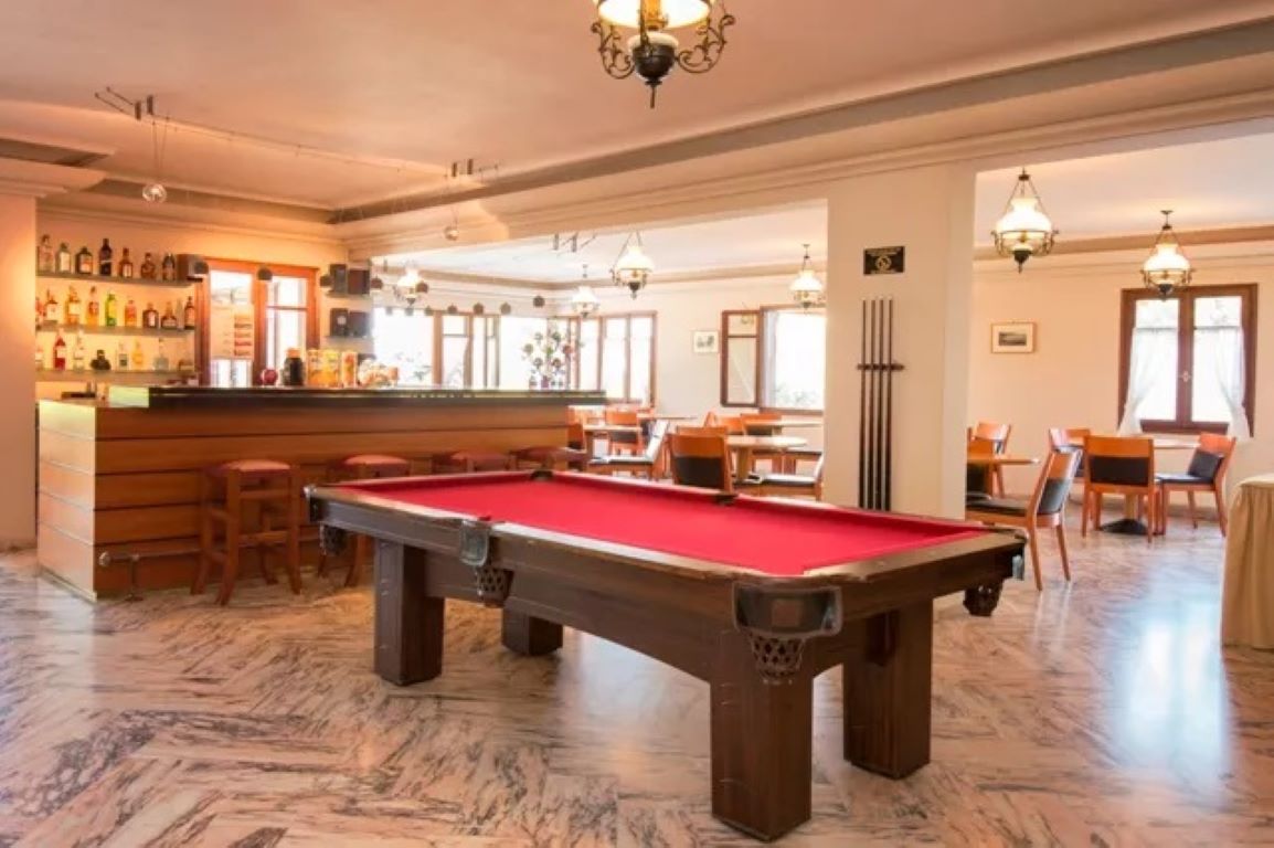 Corali Hotel Evia-Bar.jpg