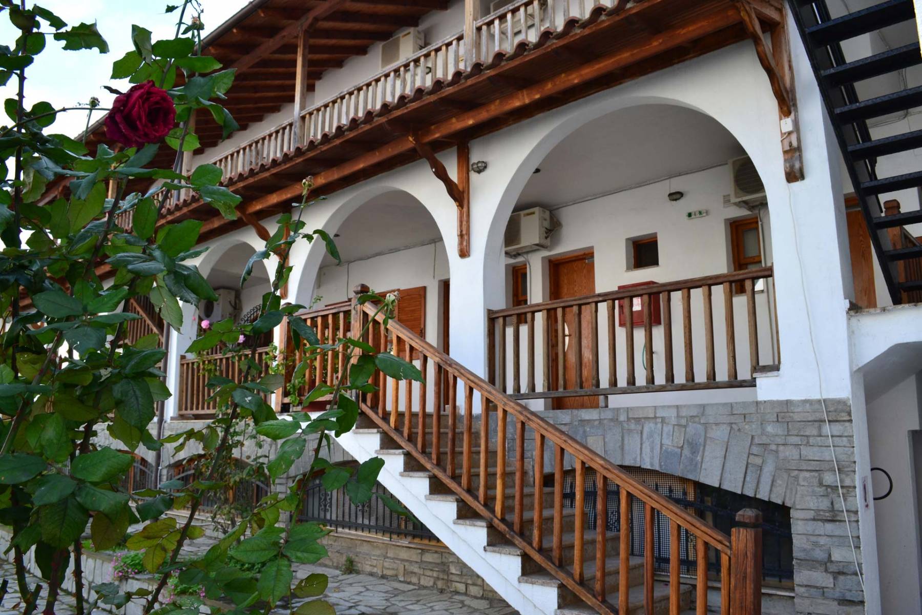 Regos Resort Hotel-Spoljasnji izgled.jpg