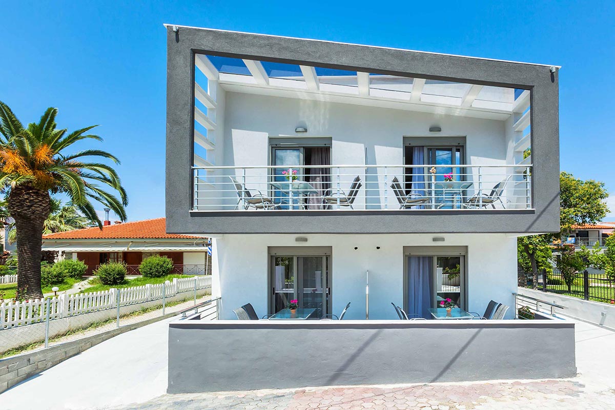 Nymphes Deluxe Accomodation-Okruzenje hotela.jpg