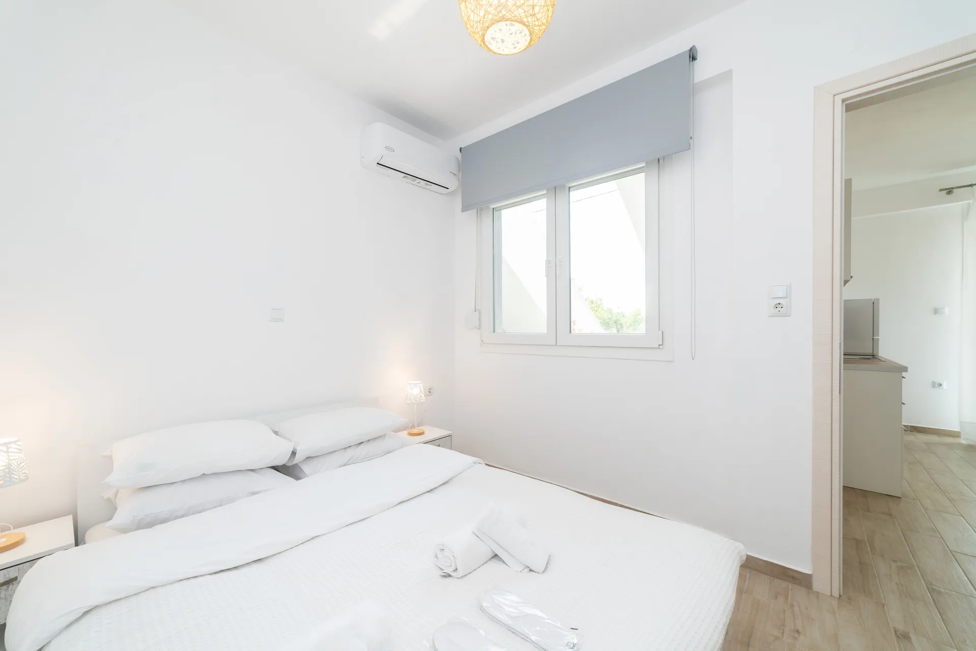 Kleoniki & Irida Residential Complex-Dvosoban apartman spavaca soba.jpg