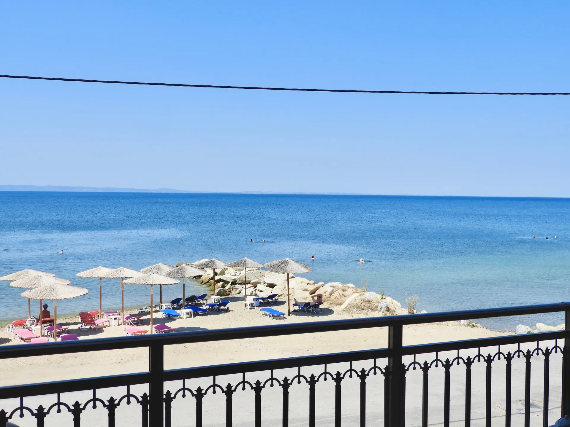 Royalty Suites Seaside-Plaza.jpg