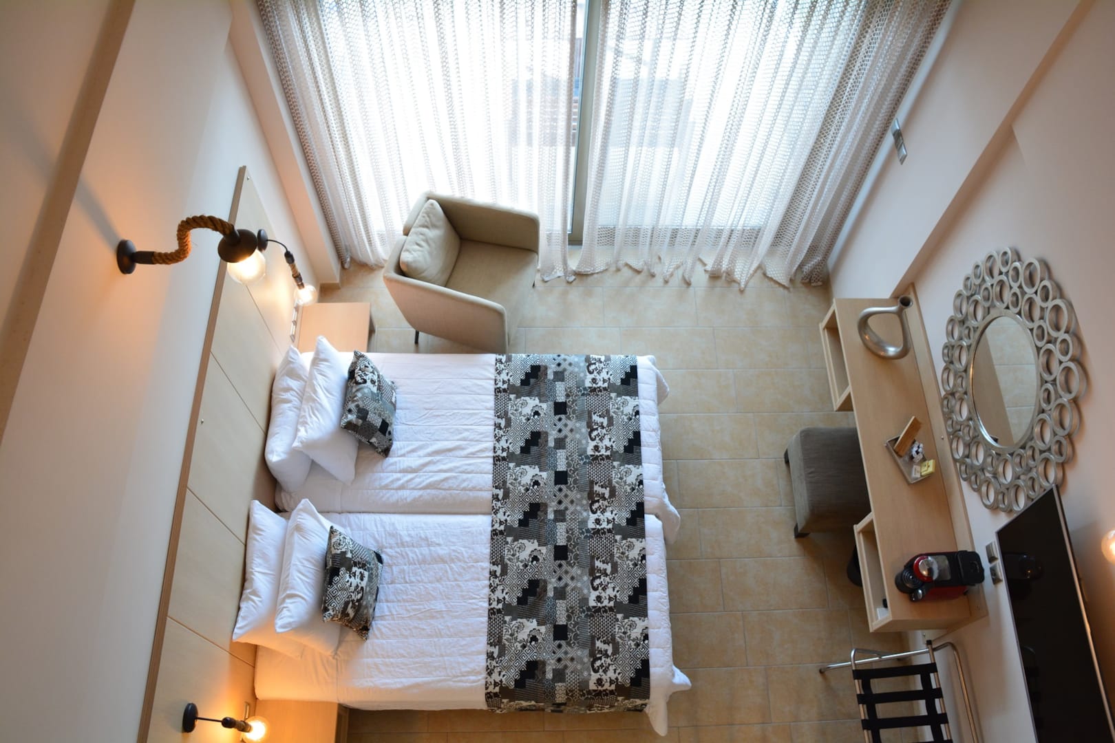 Royalty Suites Seaside-Royal suite.jpg