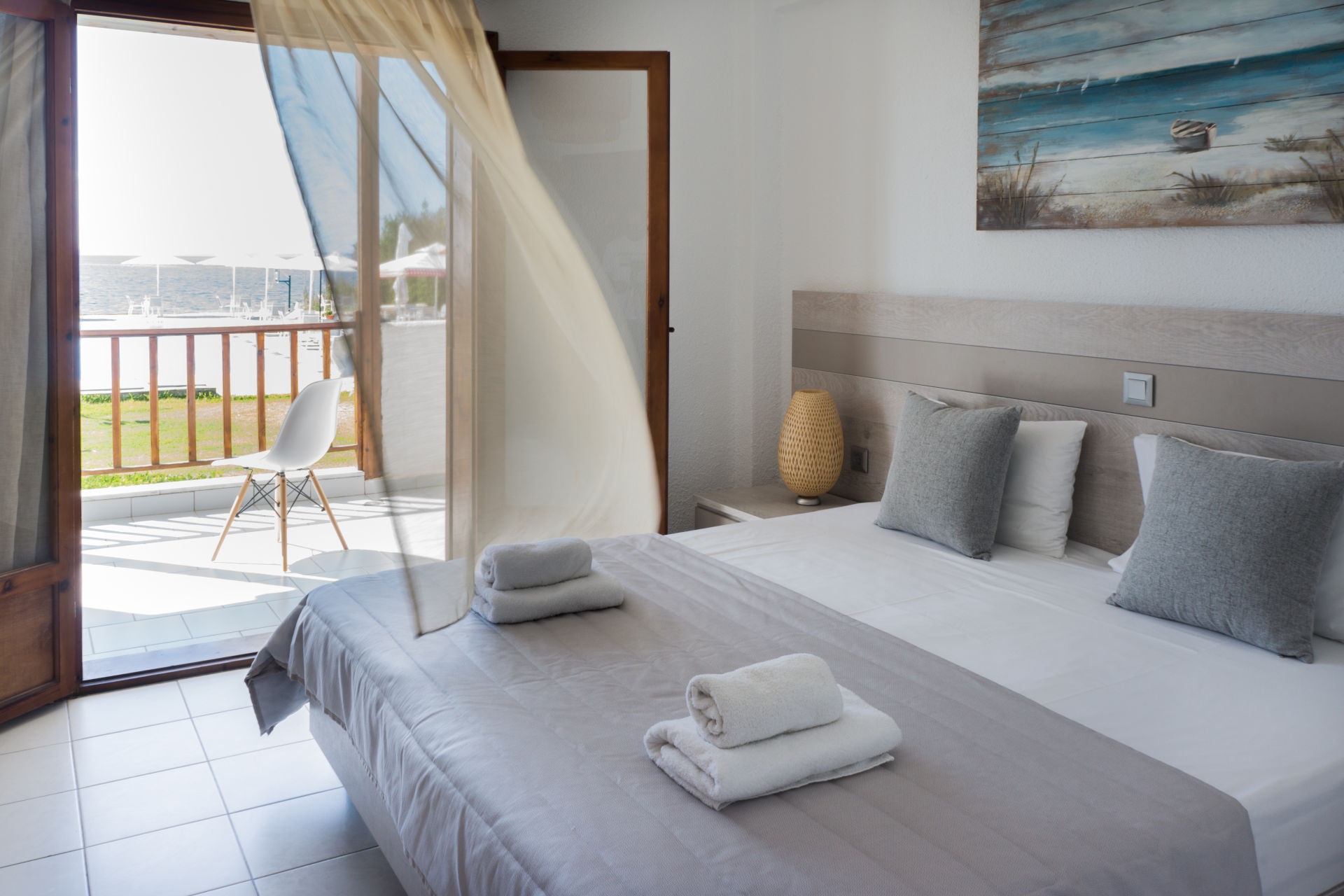 Alkinoos Beach Hotel-Apartman more.jpg