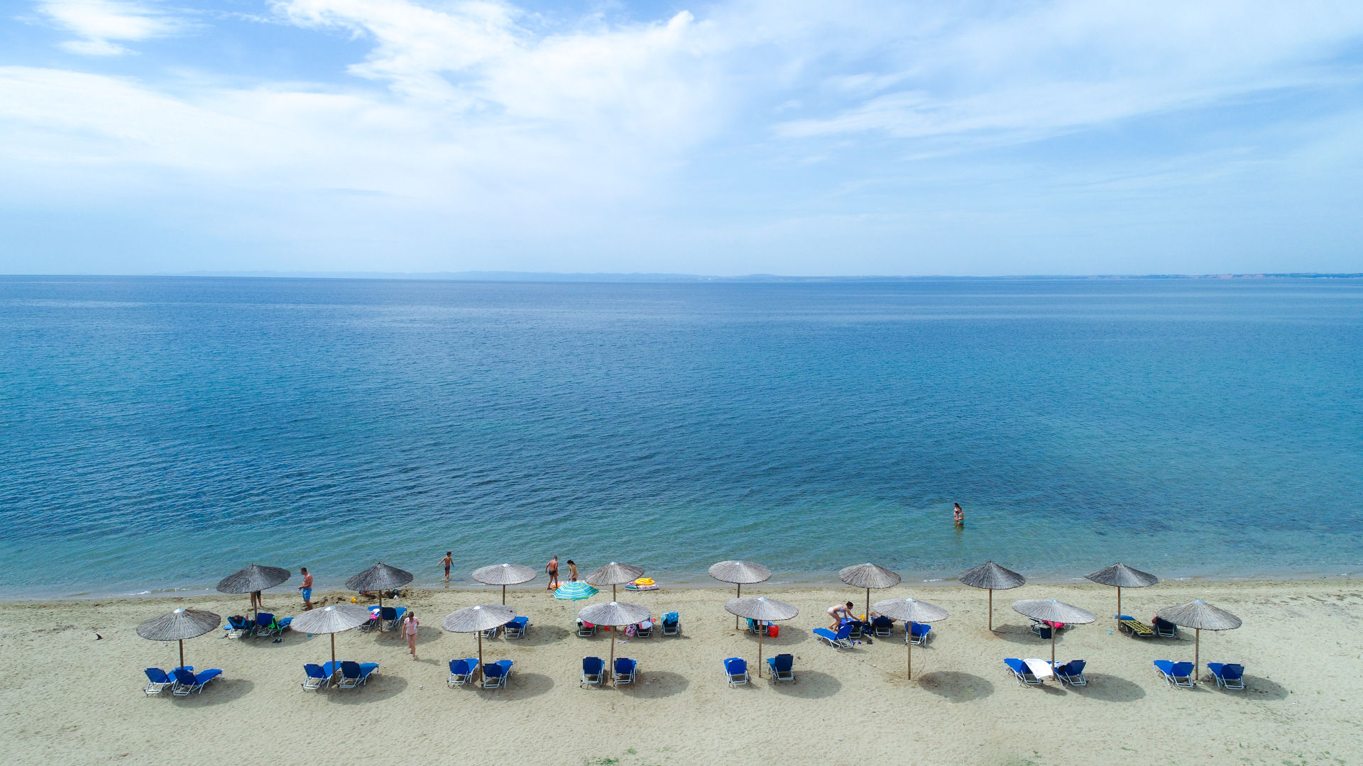 Alkinoos Beach Hotel-Plaza.jpg