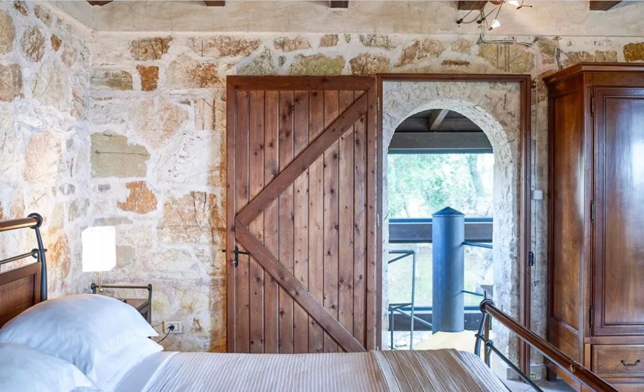 Ioli Villa Sivota-Spavaca soba.jpg