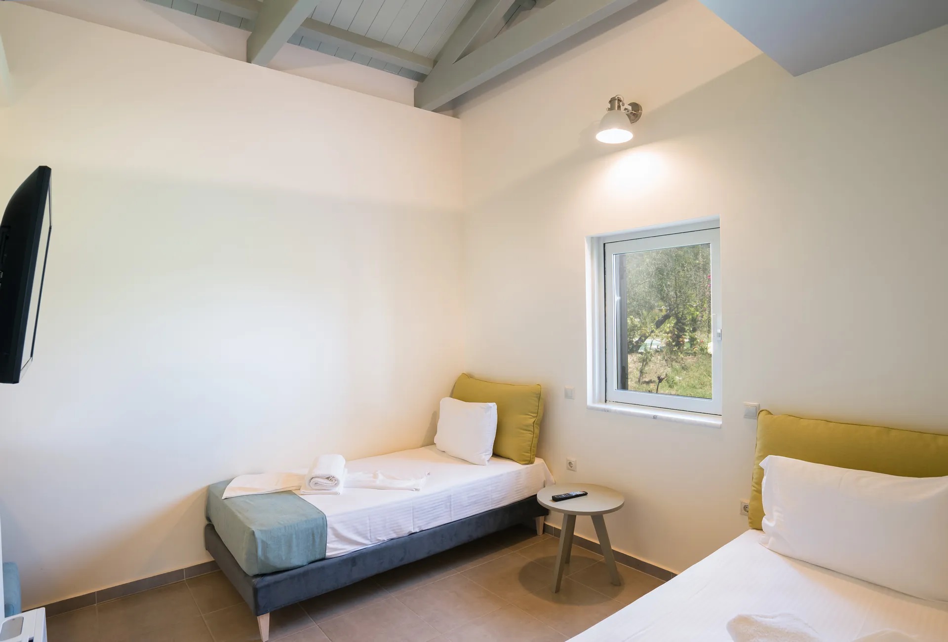 Three Stars Luxury VIllas-Erotas vila druga spavaca soba.jpg