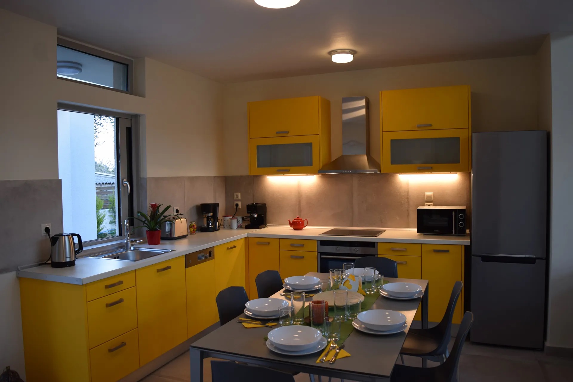 Three Stars Luxury VIllas-Helios vila kuhinja.jpg