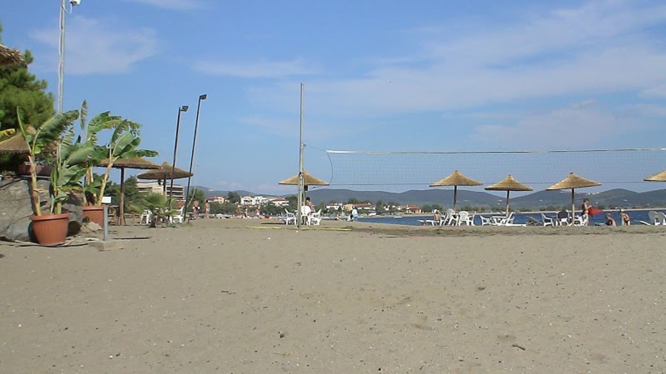 Pavloudis Apartments-Teren za odbojku na plazi.jpg