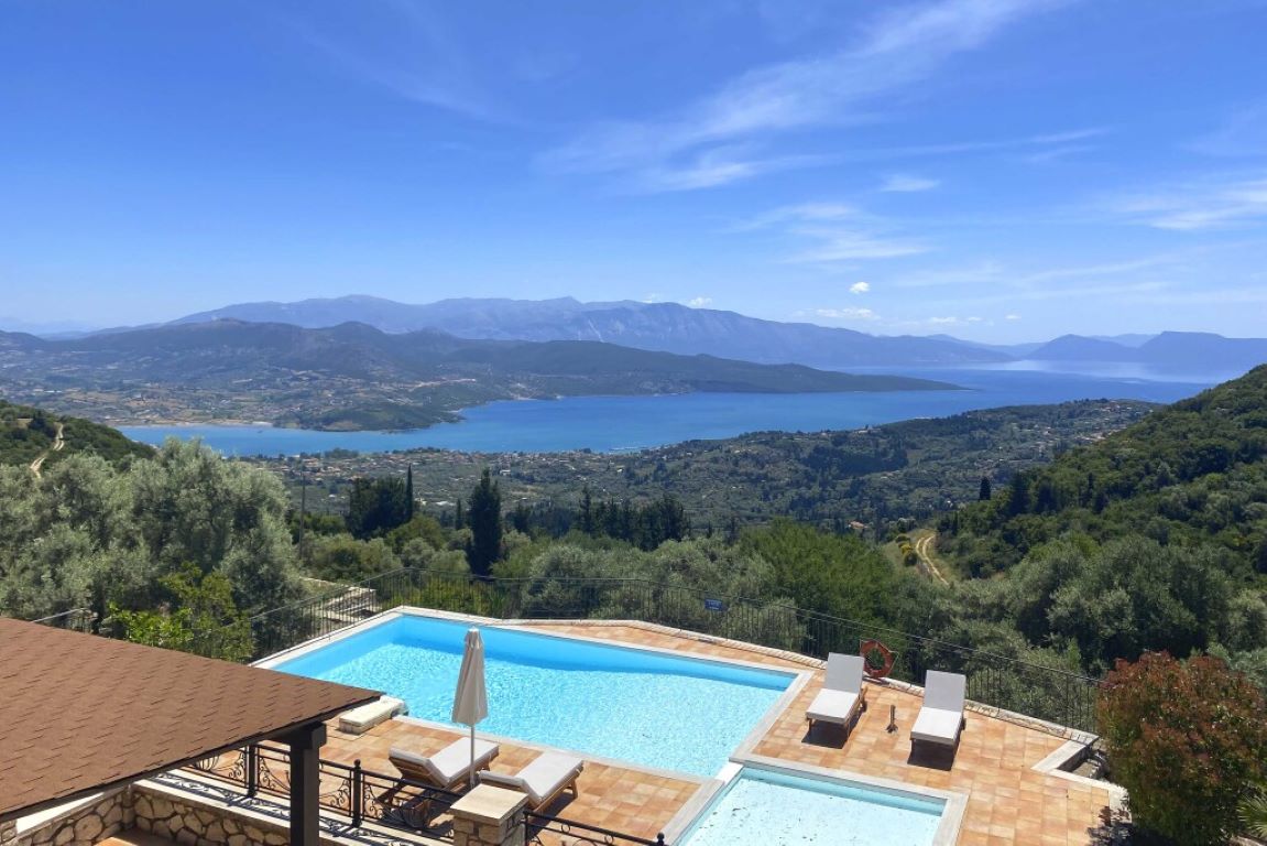 Anemones Villas-Vila Filira bazen.jpg
