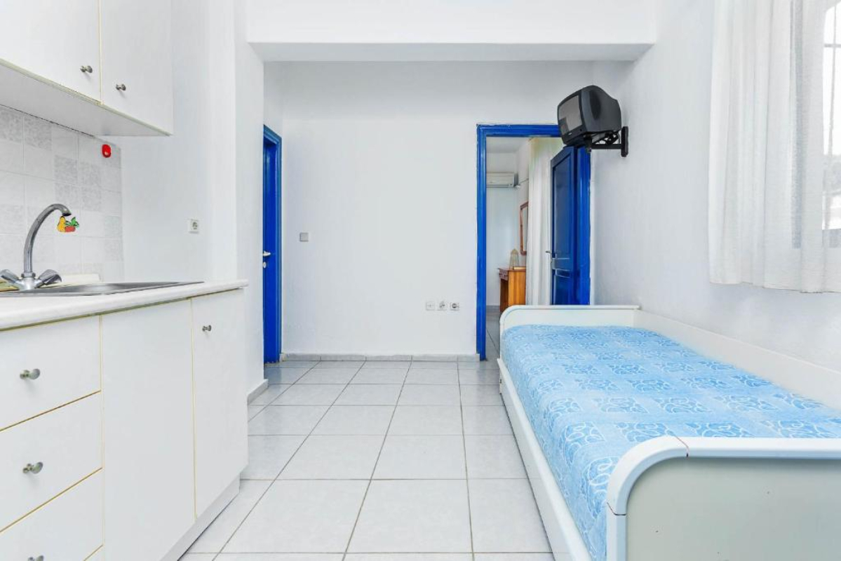 Xenios Loutra Village Arsinoi studios izgled porodičnog studia.jpg