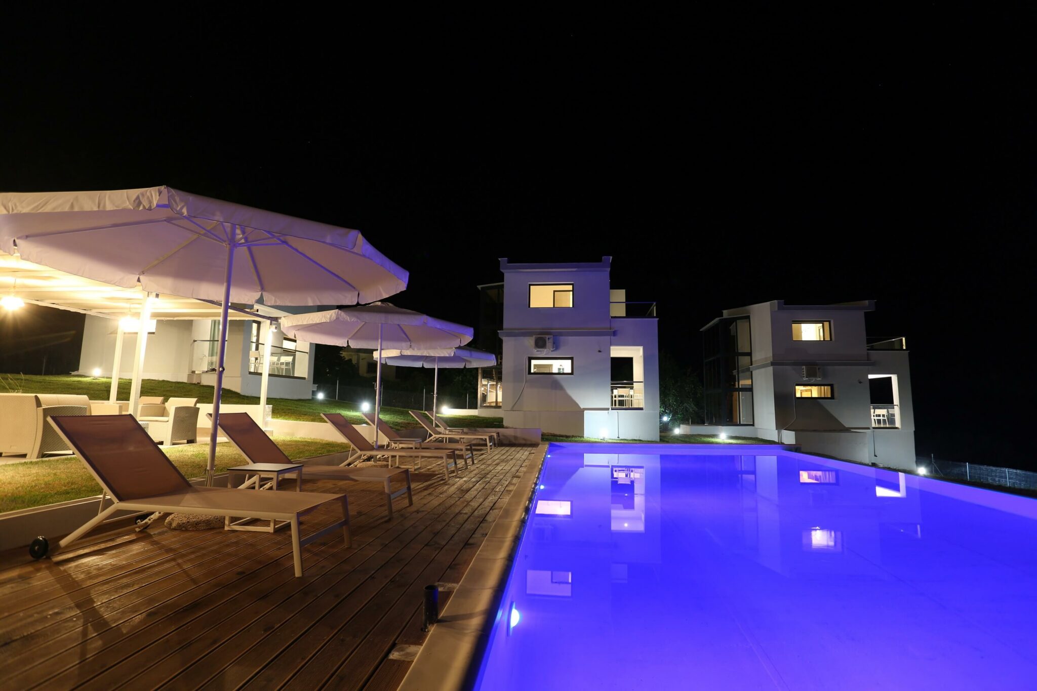 Blue Avenue-Nocni izgled.jpg