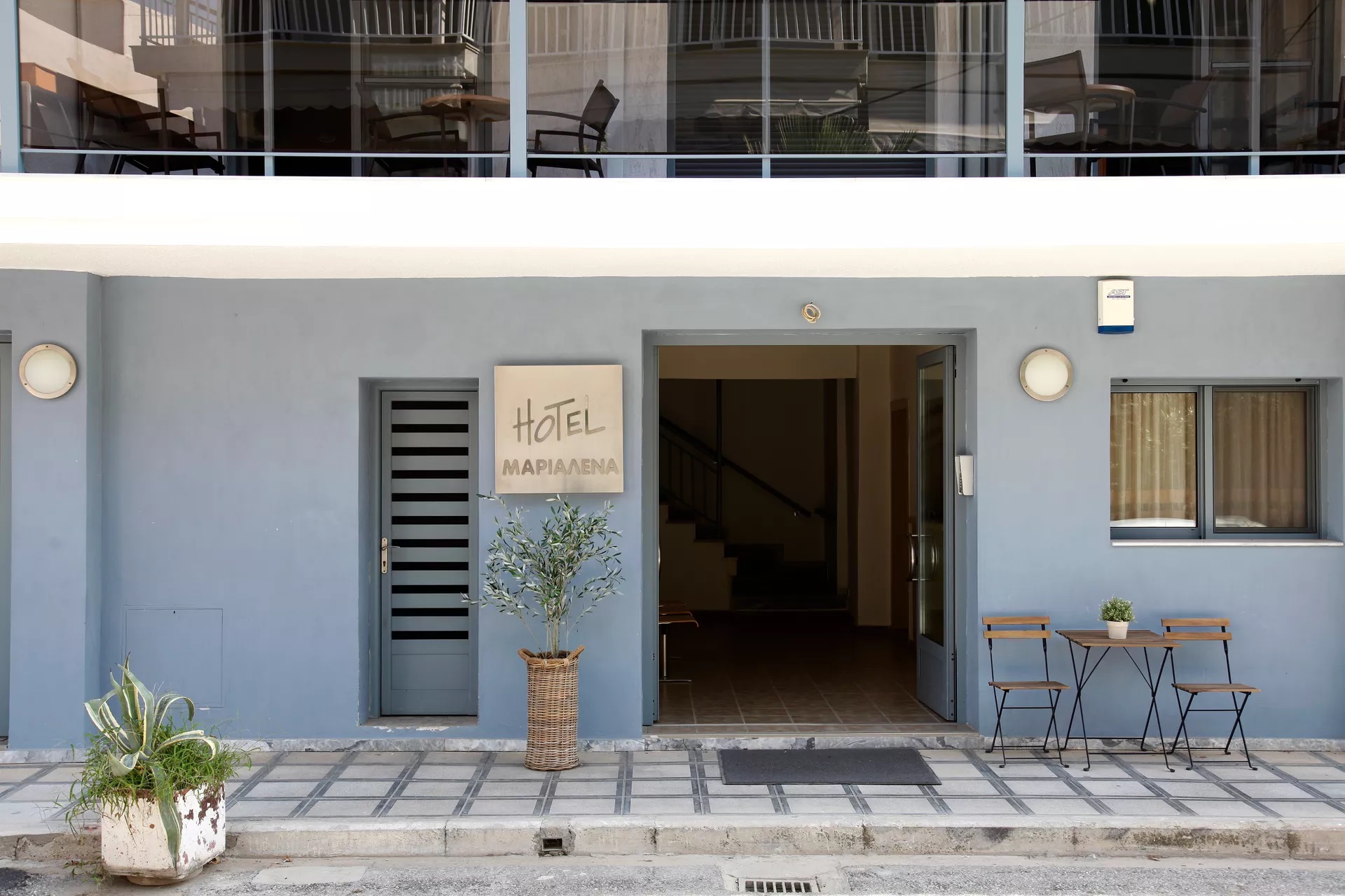 Marialena Hotel-Ulaz u hotel.jpg