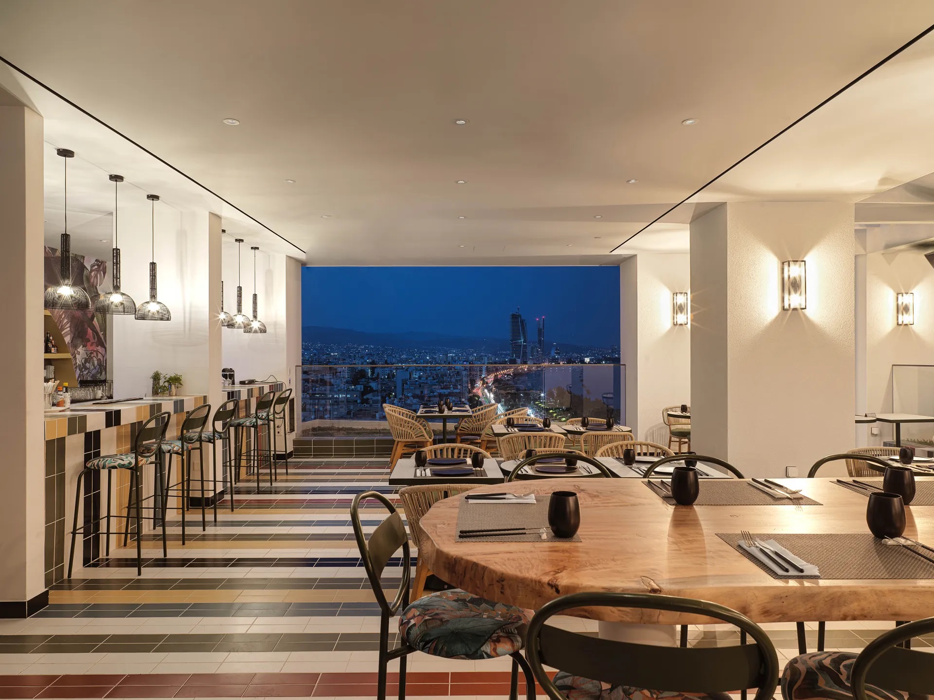 NYX Hotel Limassol by Leonardo-Azijski restoran.jpg