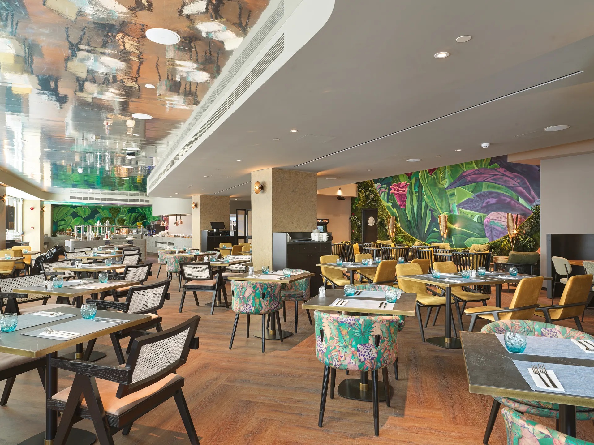 NYX Hotel Limassol by Leonardo-Glavni restoran.jpg