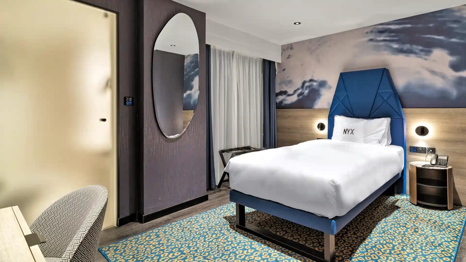 NYX Hotel Limassol by Leonardo-Jednokrevetna soba.jpg