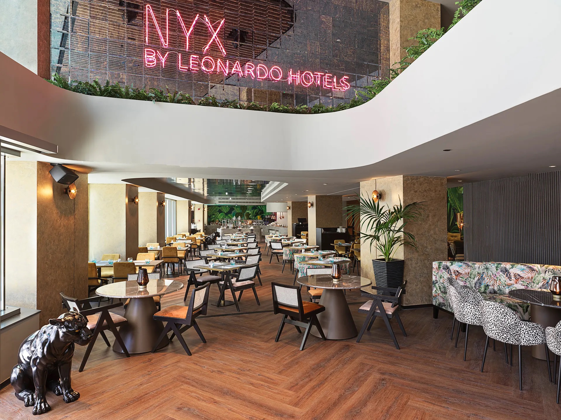 NYX Hotel Limassol by Leonardo-Restoran.jpg