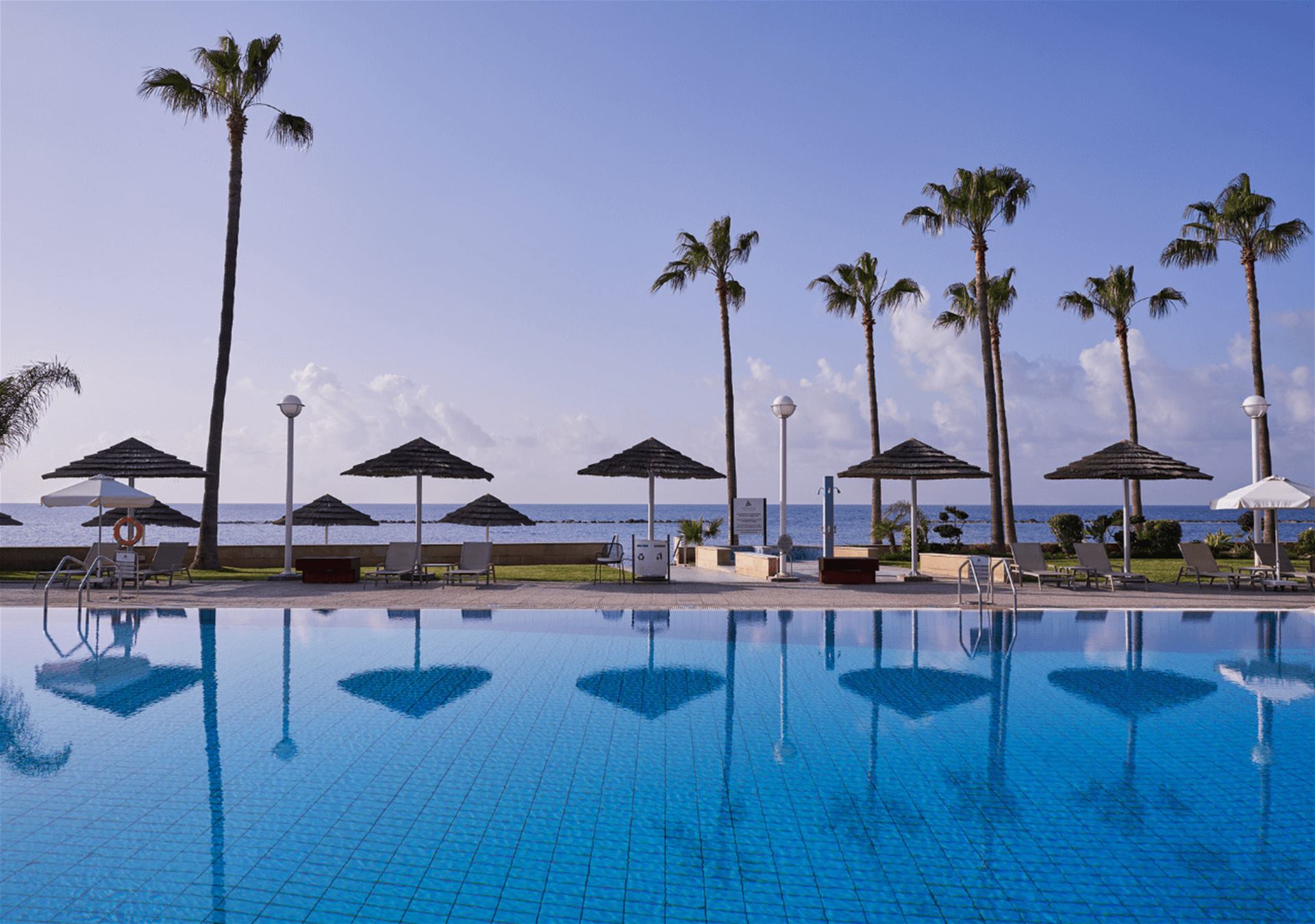Atlantica Miramare Beach-Spoljasnji bazen.jpg