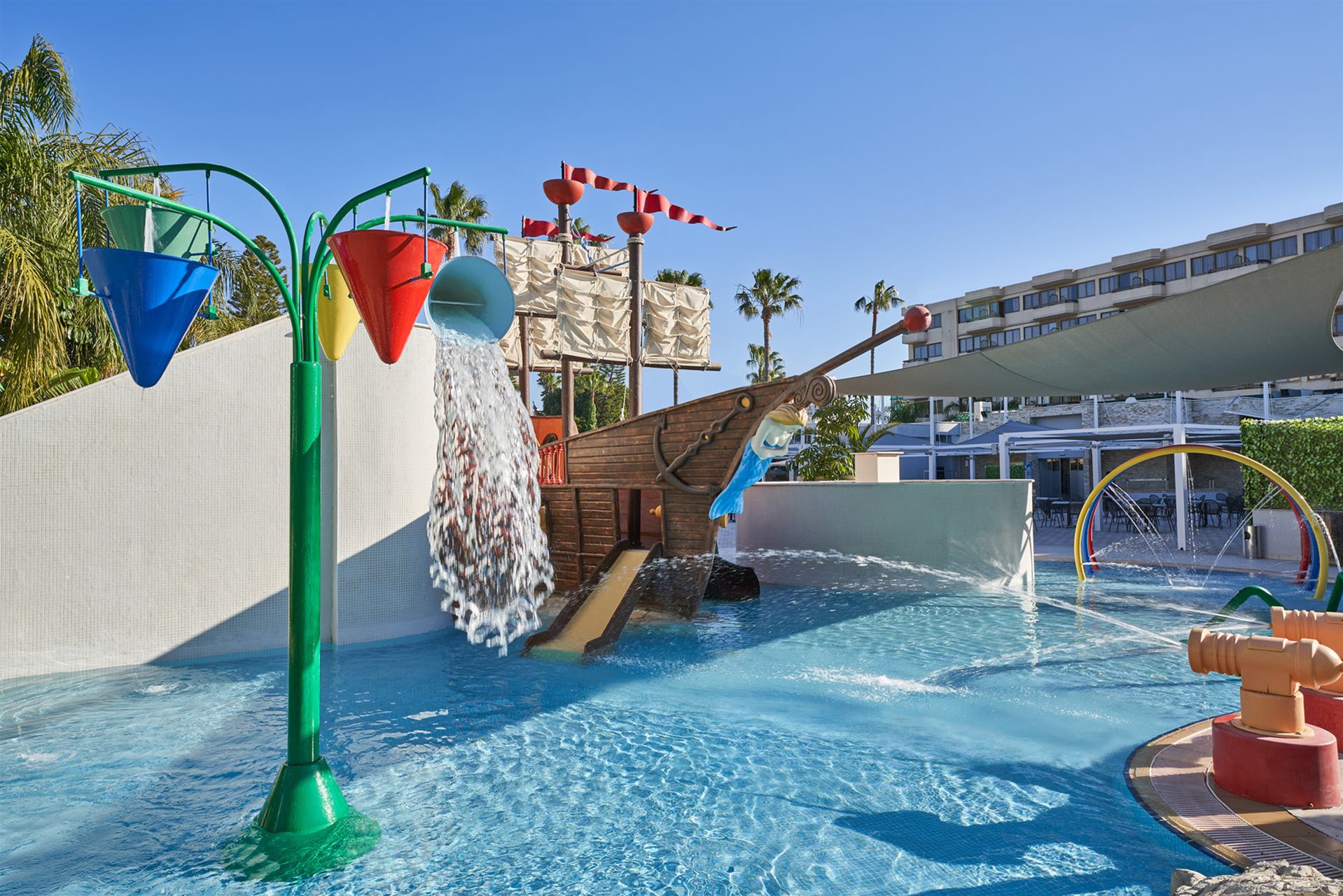 Atlantica Oasis Hotel-Deciji bazen.jpg