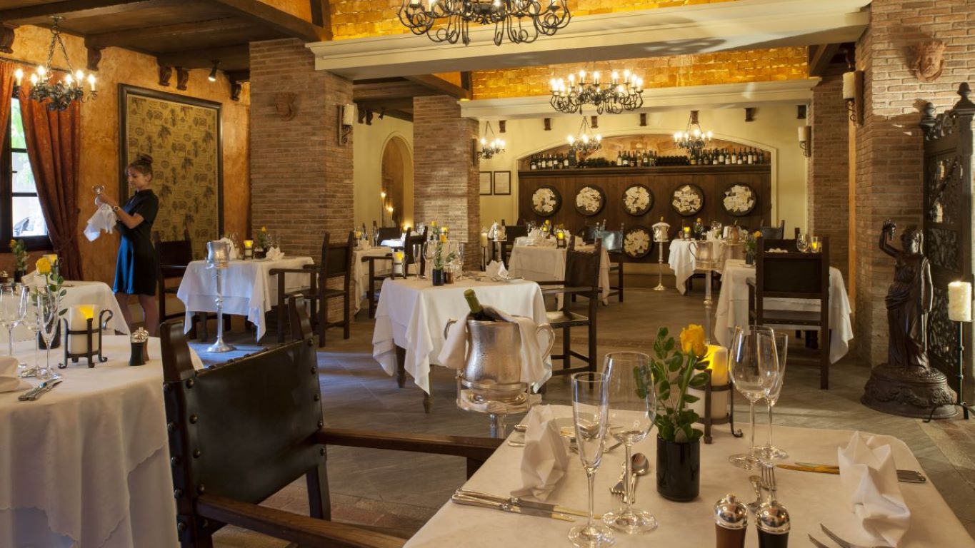 Elysium Hotel-Italijasnki restoran.jpg
