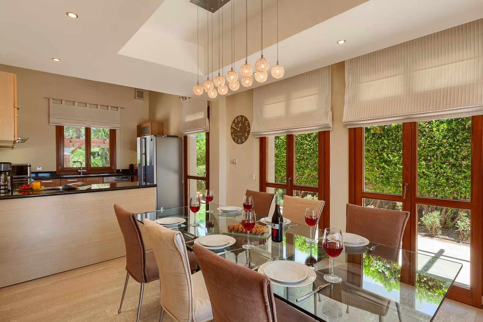 Aphrodite Hills Holiday Residences Elite VIllas-Trosobna Elite superior vila kuhinja.jpg