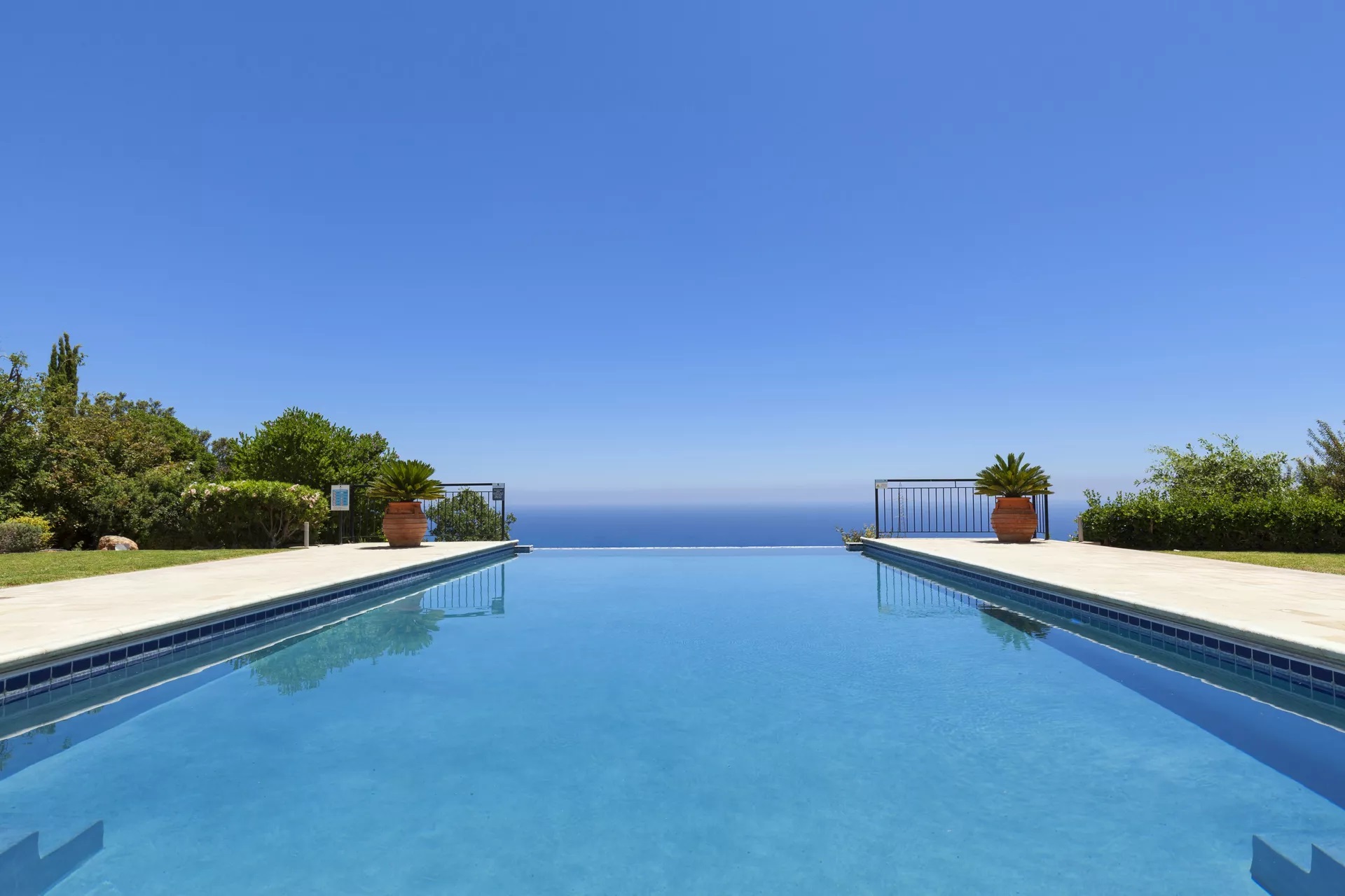 Aphrodite Hills Holiday Residences Elite Villas-Trosobna Elite superior vila.jpg