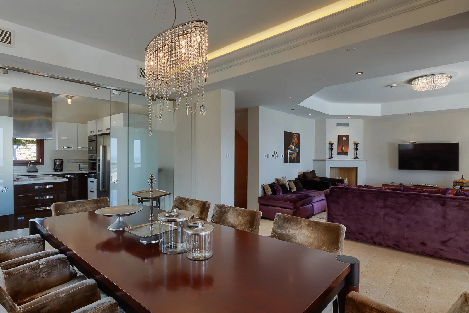 The Mythos Collection VIllas-Cetvorokrevetna vila trpezarija.jpg