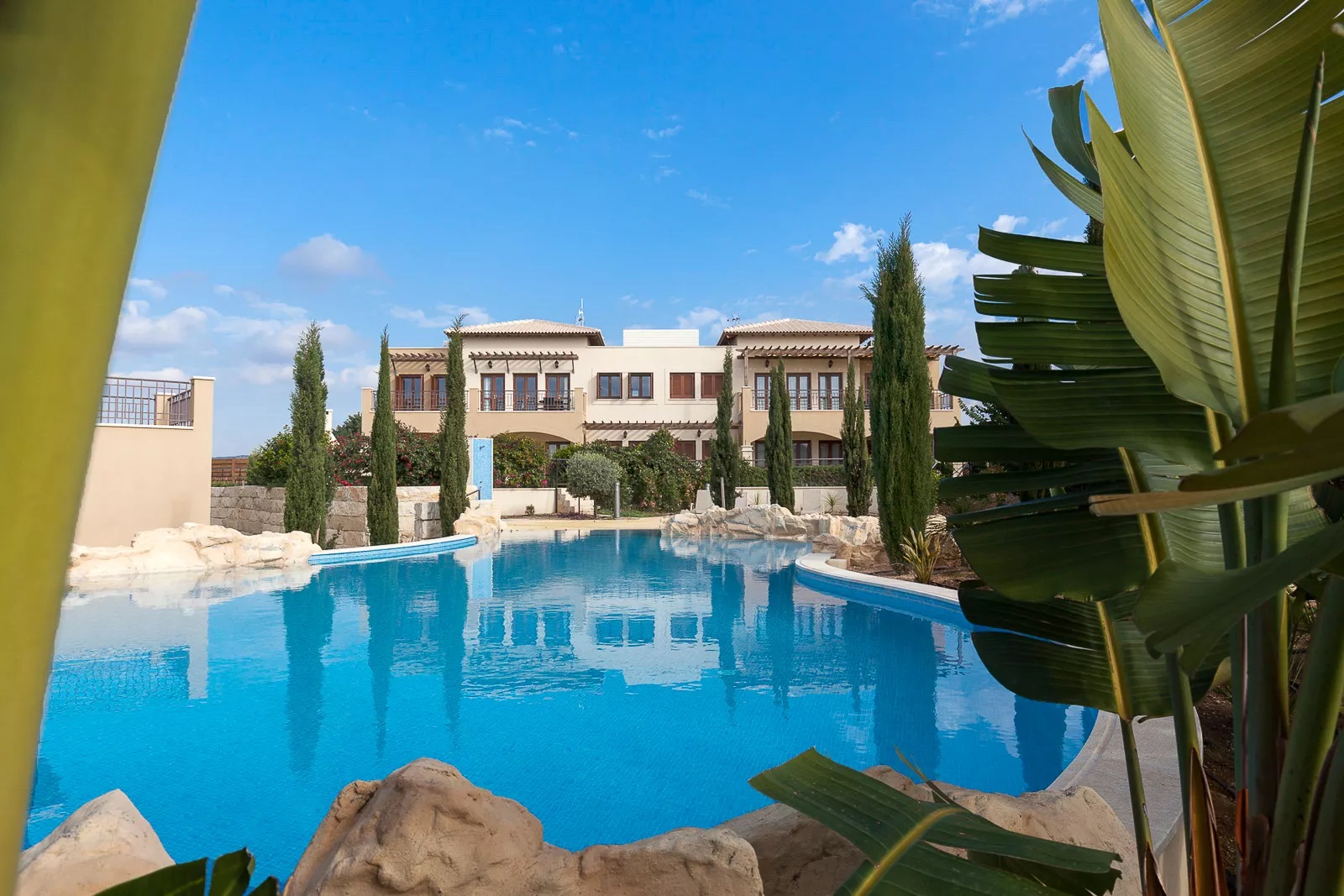 Premium Serviced Apartments-Dvosoban apartman bazen.jpg