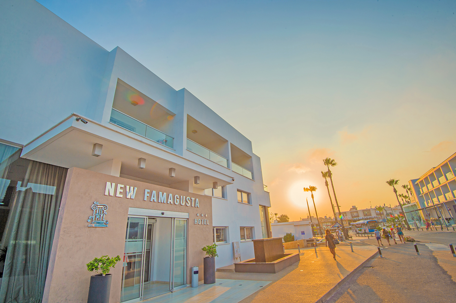New Famagusta Hotel-Hotel spolja.jpg