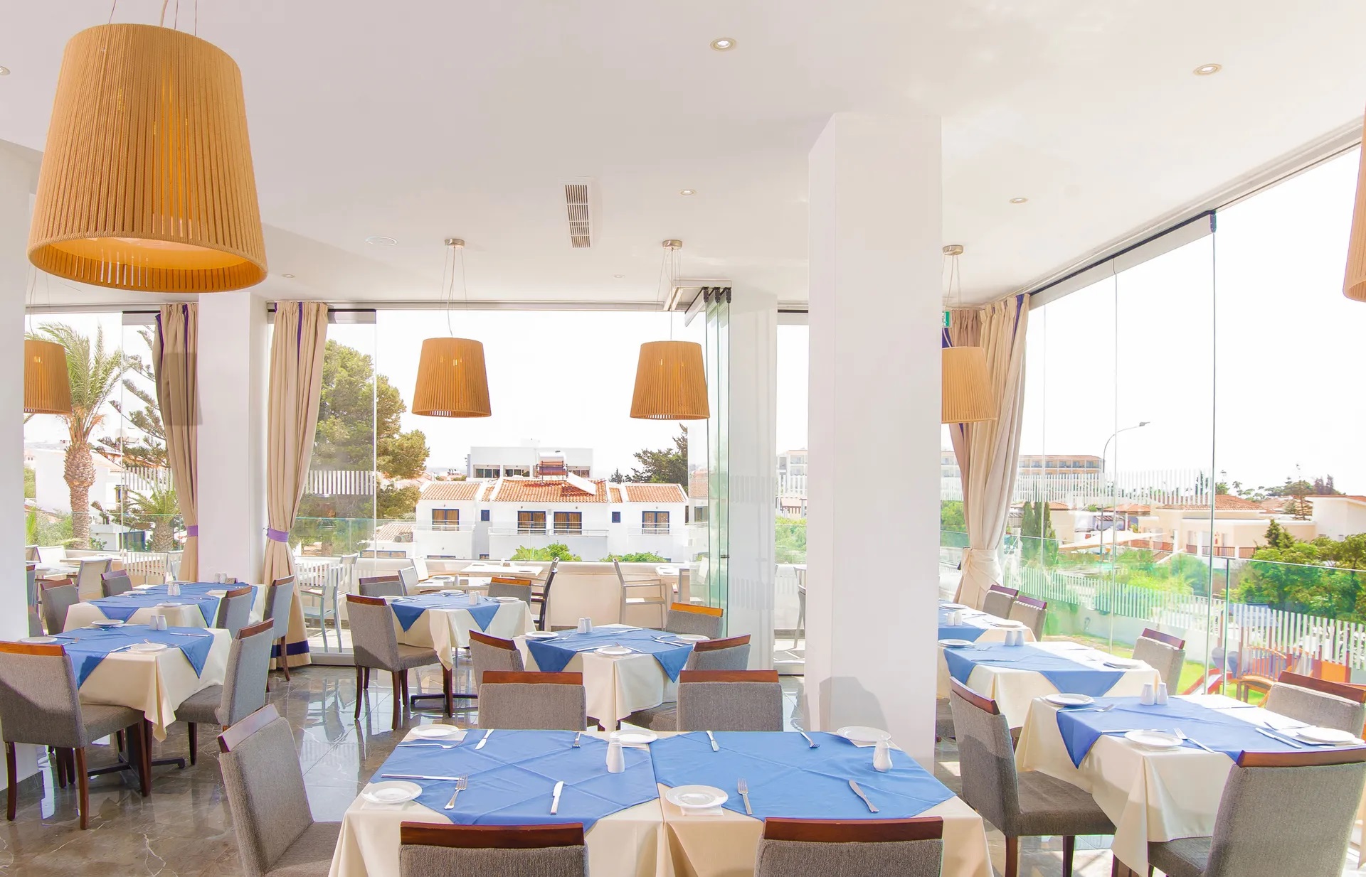 Atlantica Stavrolia Gardens-Restoran.jpg