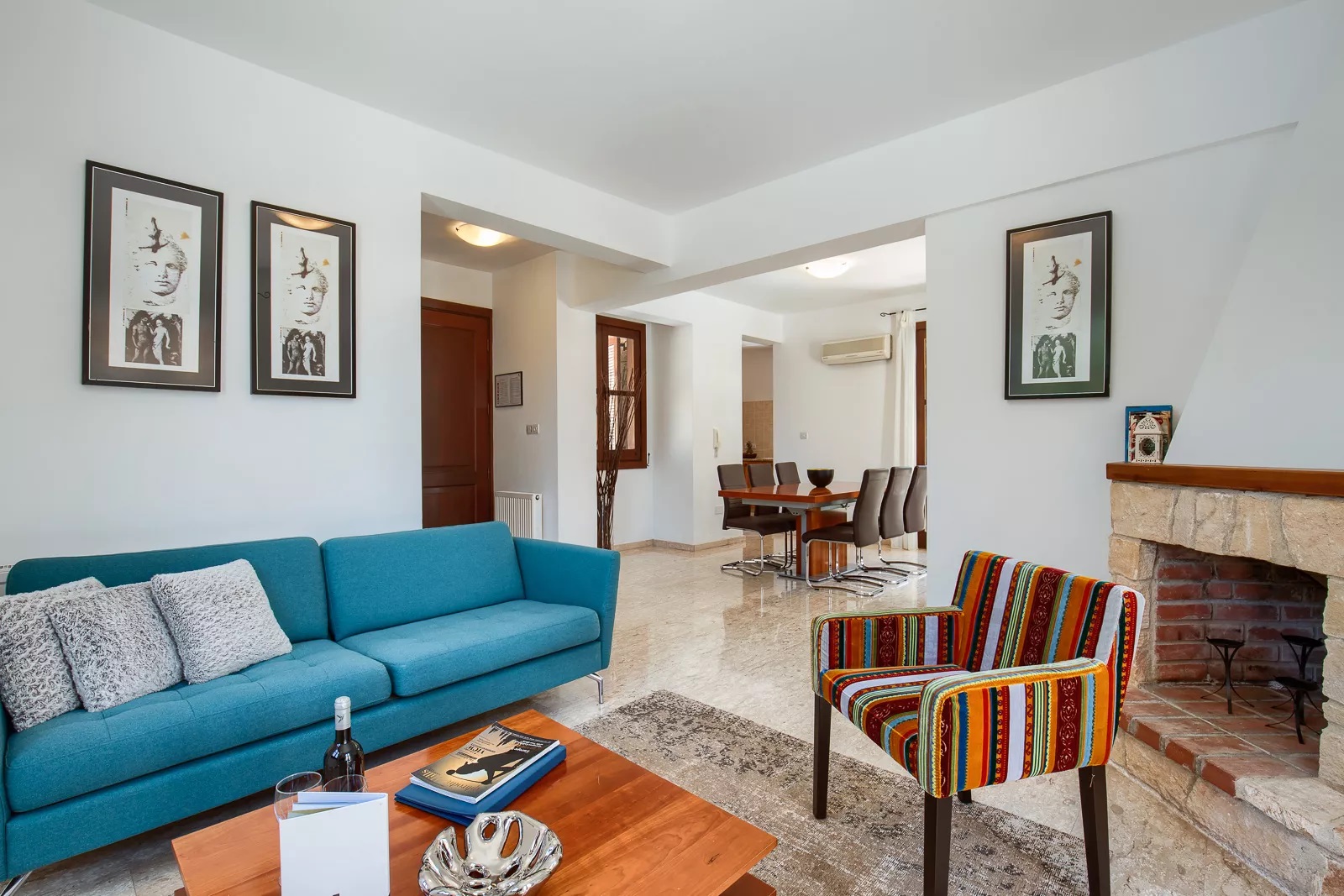 Superior Villas-Dvosobna superior vila dnevna soba.jpg