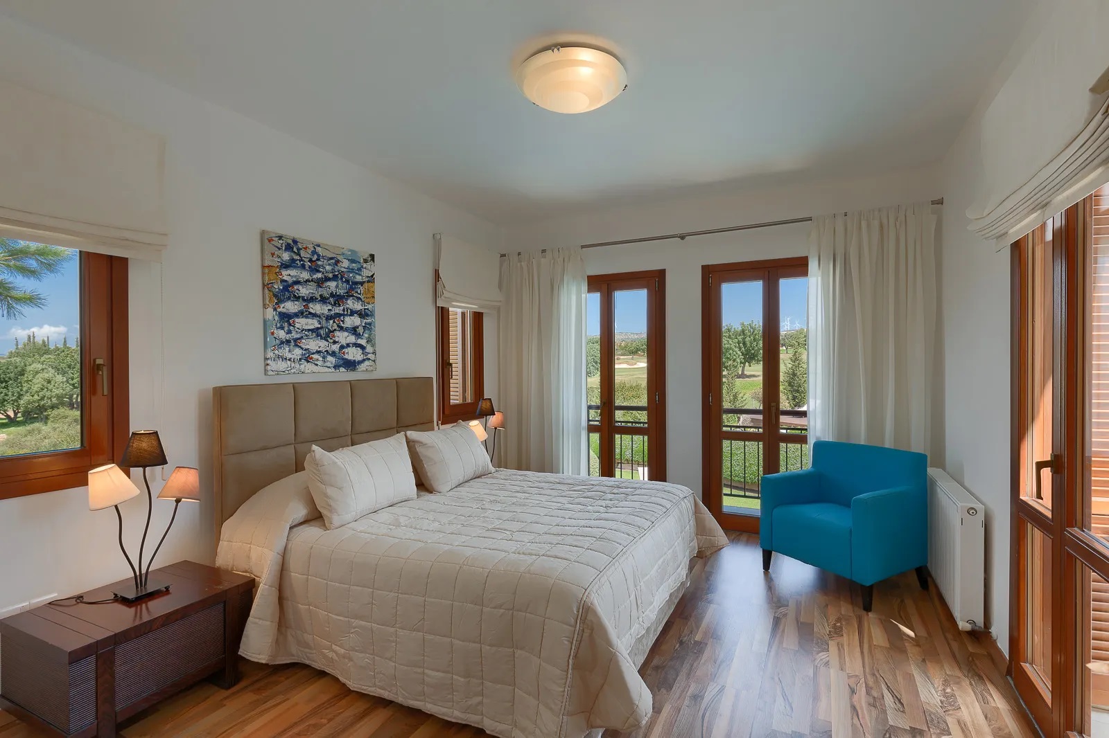 Superior Villas-Petosobna vila spavaca soba.jpg