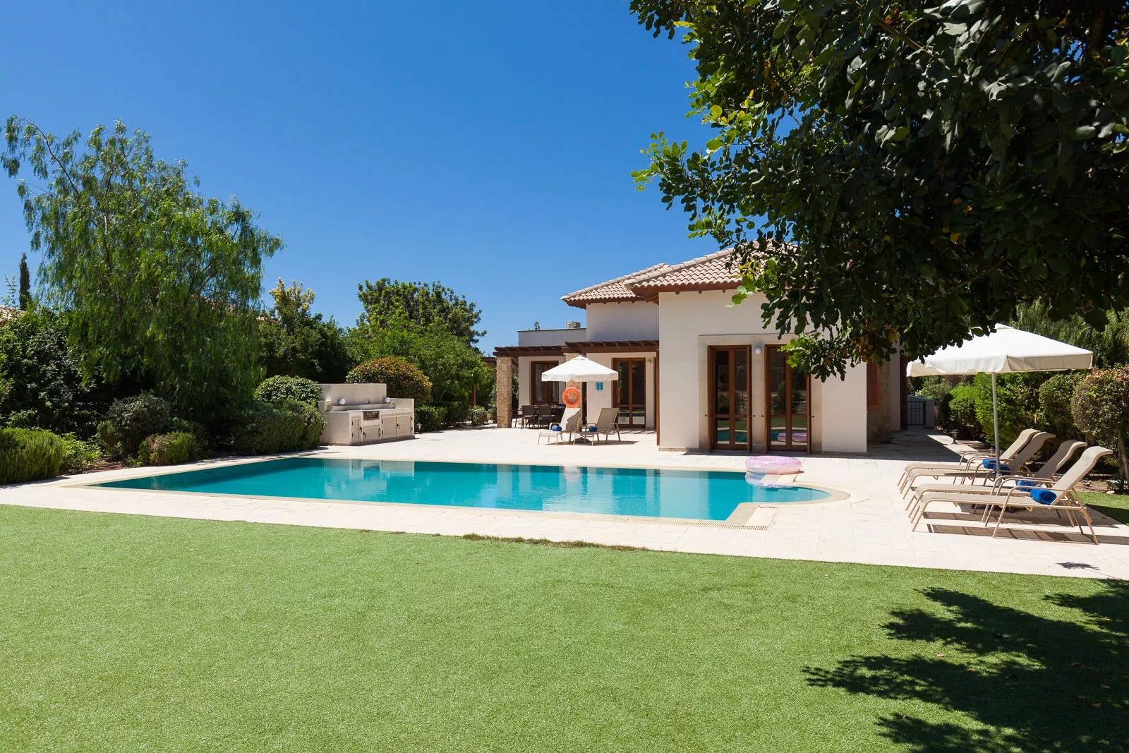 Superior Villas-Trosobna vila.jpg