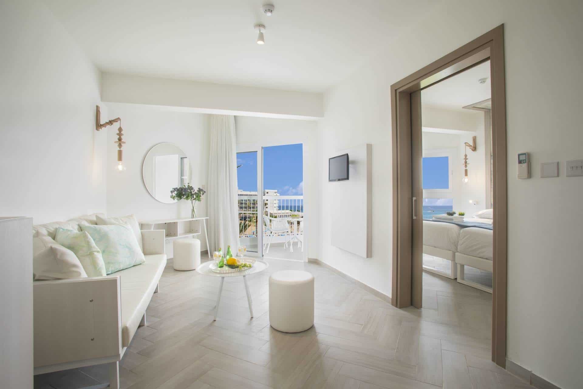 Infinity Blu-Suite.jpg