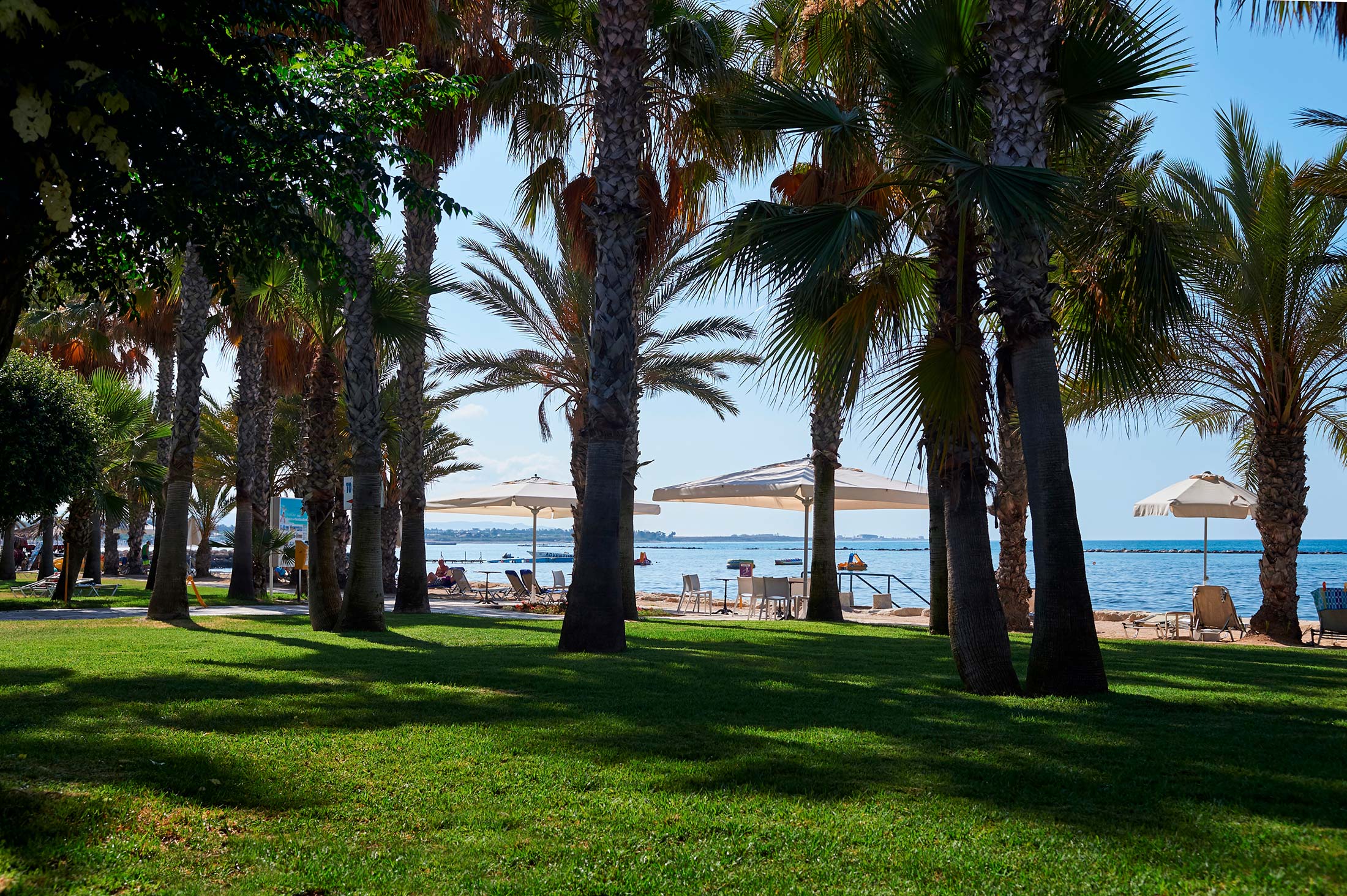 Louis Phaethon Beach-Basta hotela.jpg