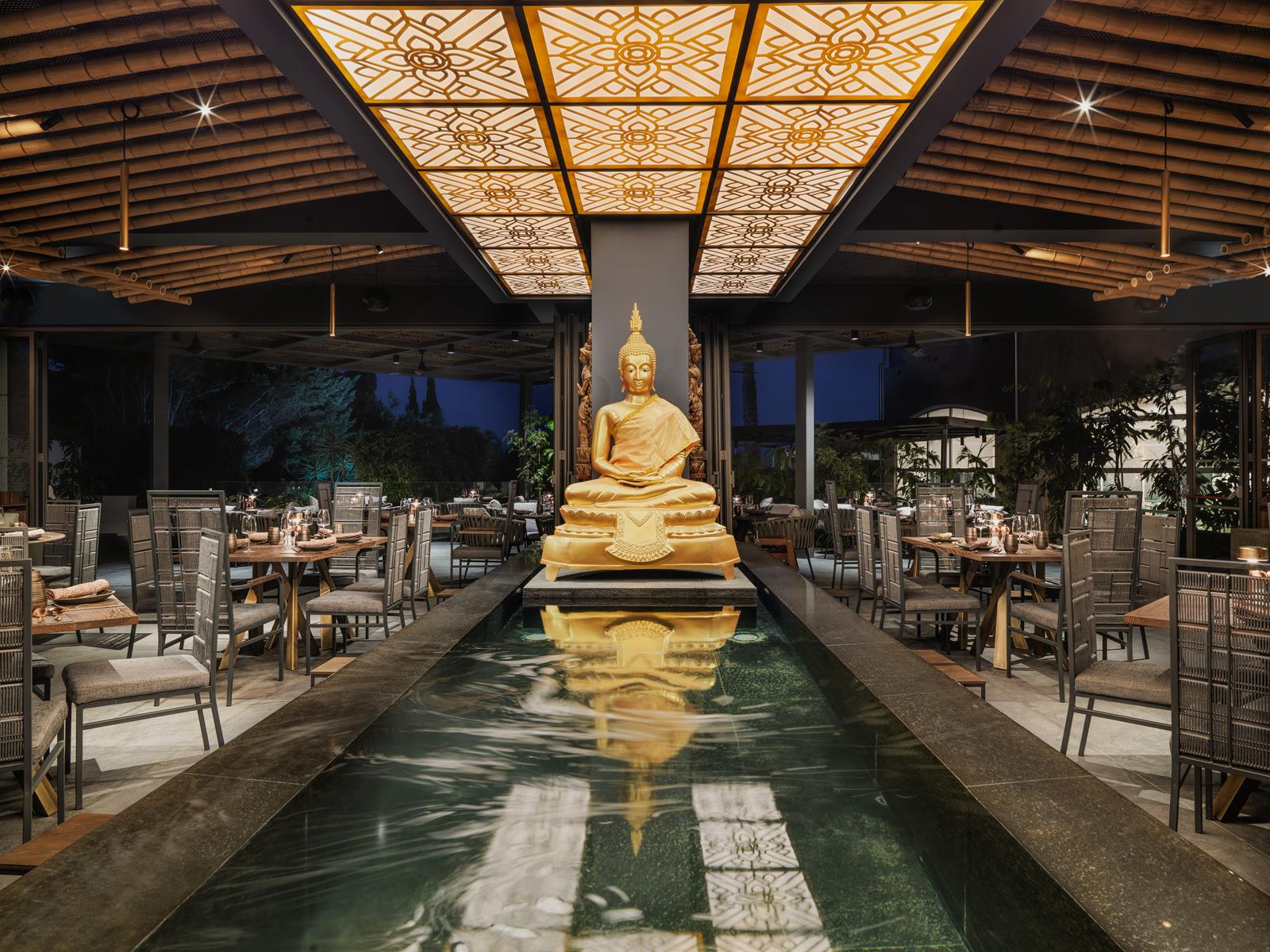 The Tower at St Raphael Resort-Azijski restoran.jpg