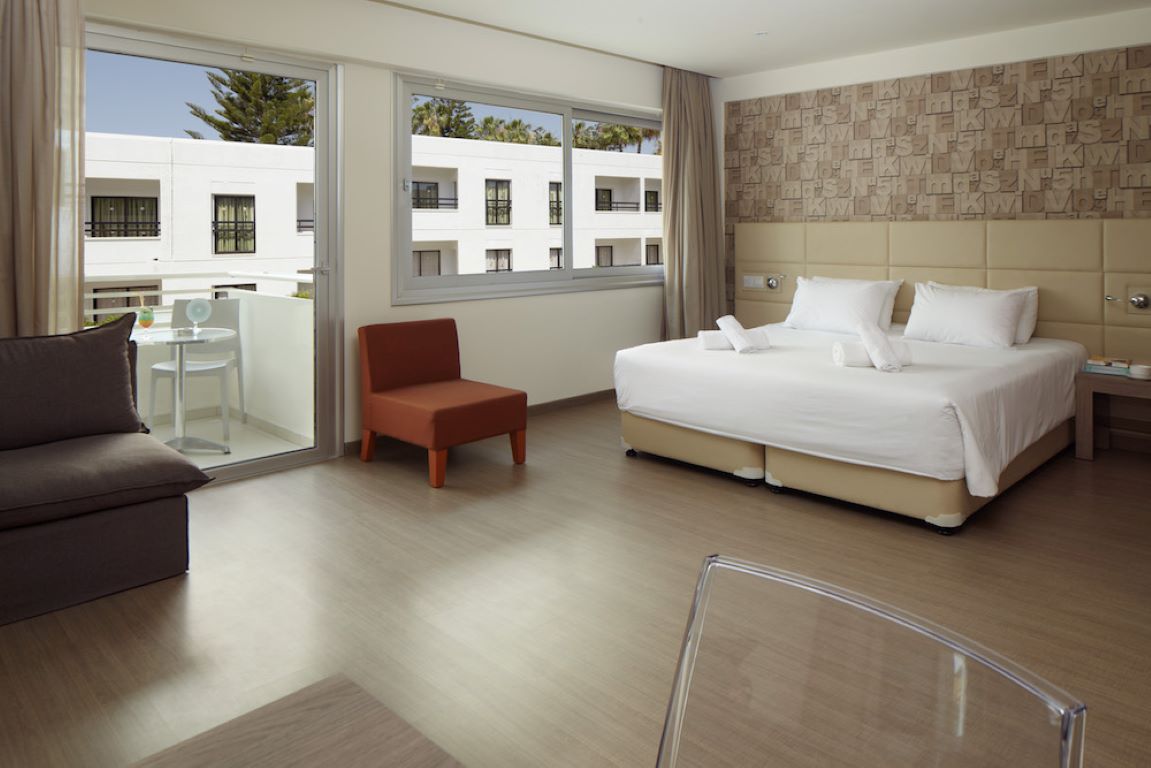Melpo Antia Hotel & Suites-Luksuzni studio.jpg