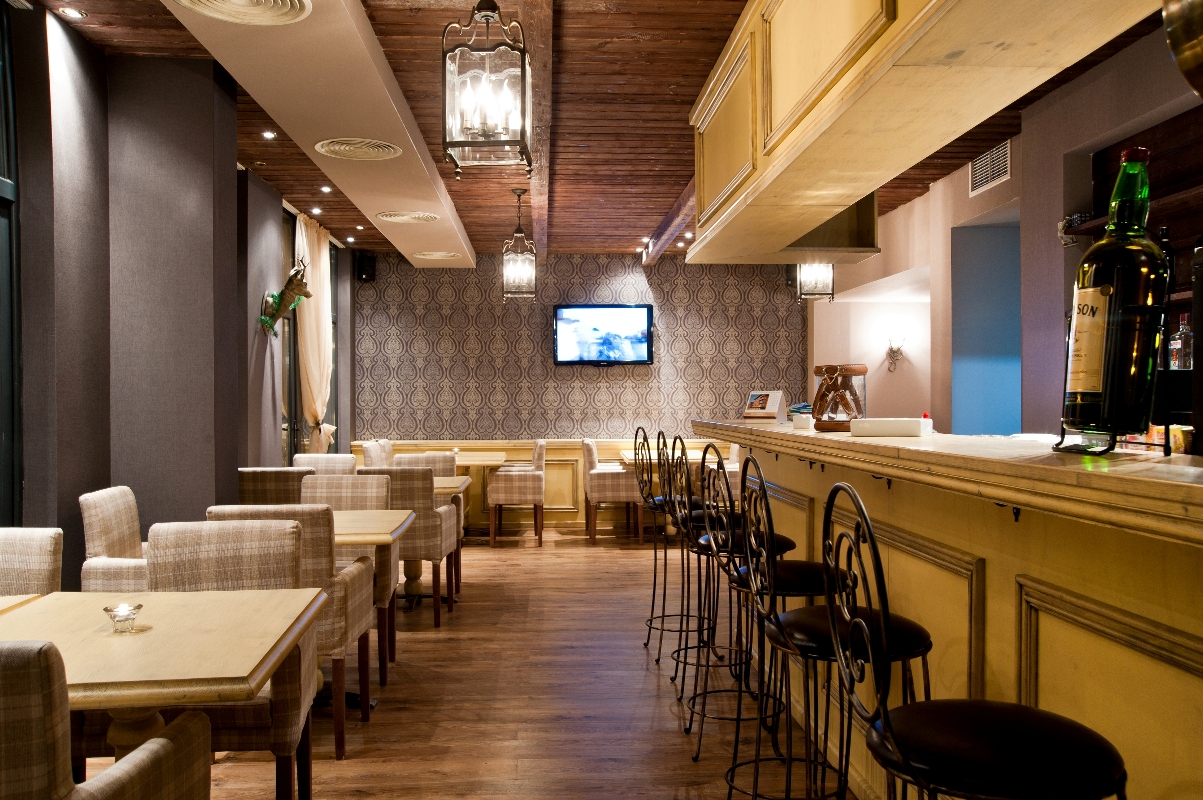Cornelia Deluxe Residence-Lobby bar.jpg