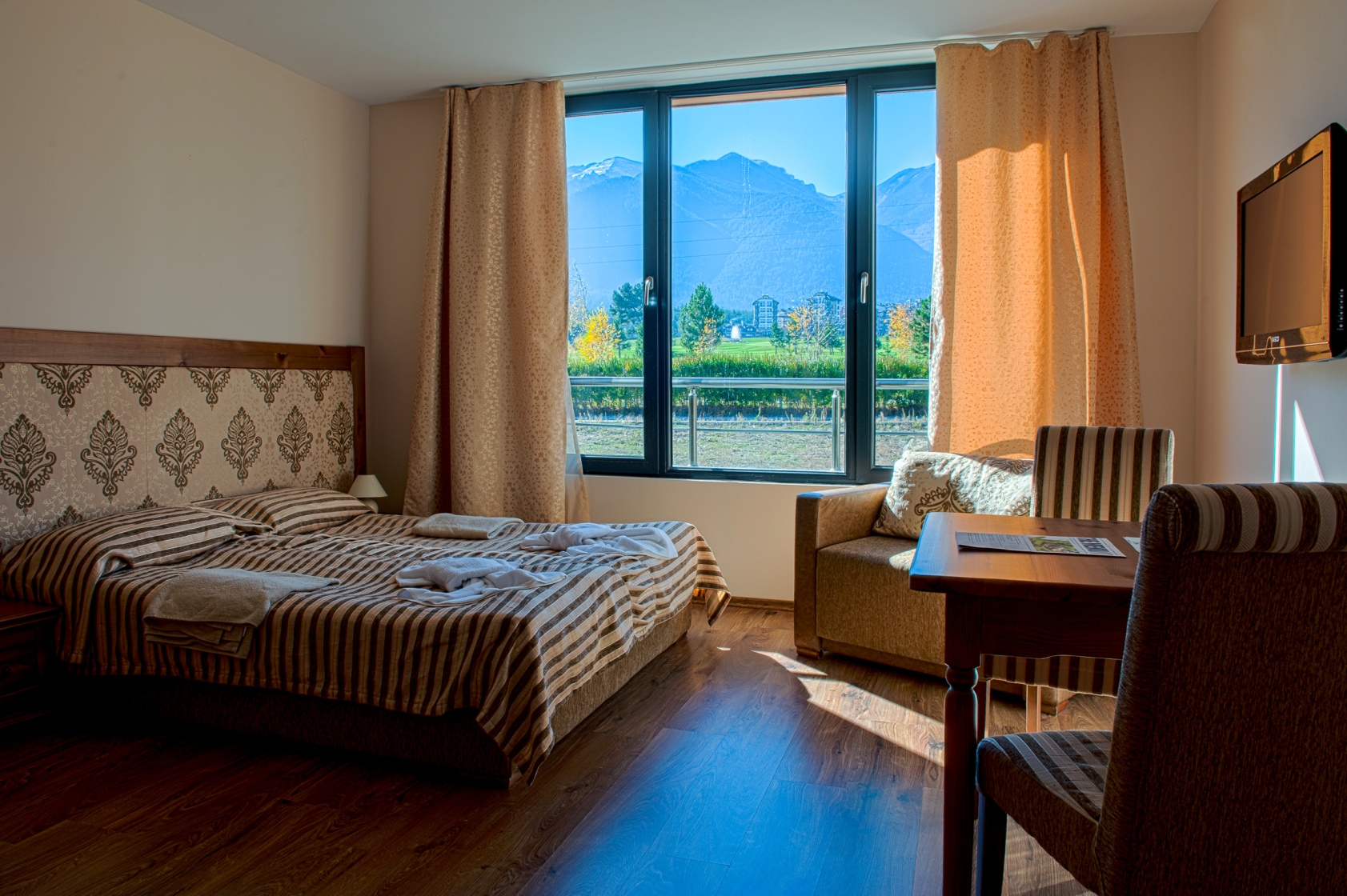 Cornelia Deluxe Residence-Studio.jpg