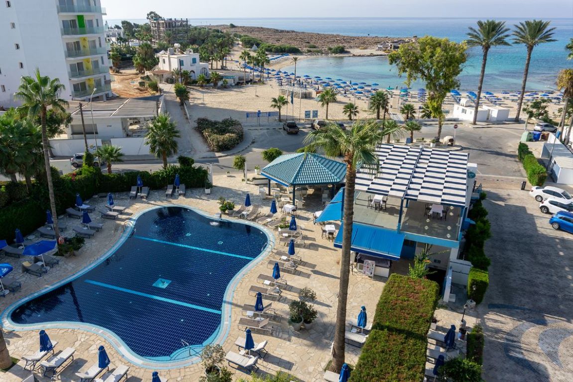 Anonymous Beach Hotel-Bazen.jpg