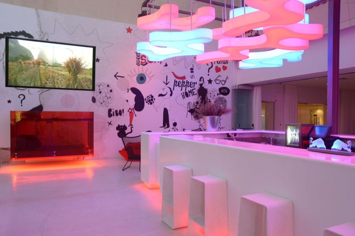 Napa Plaza Hotel-Peper bar.jpg