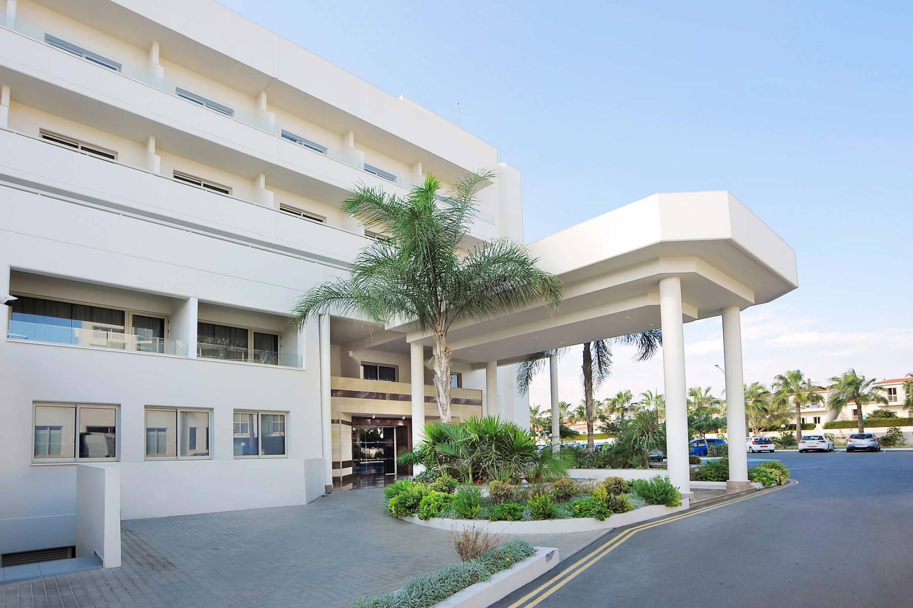 Nissiana Hotel & Bungalows-Ulaz u hotel.jpg