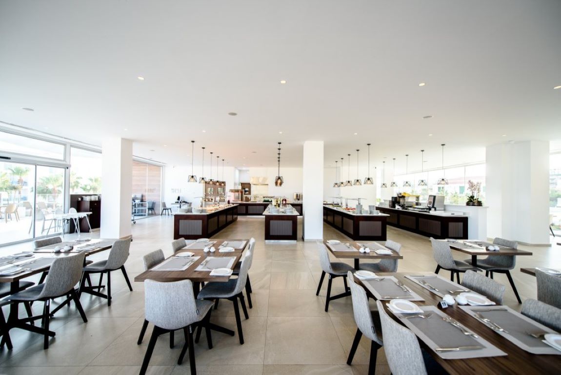 Eleana Hotel-Restoran.jpg