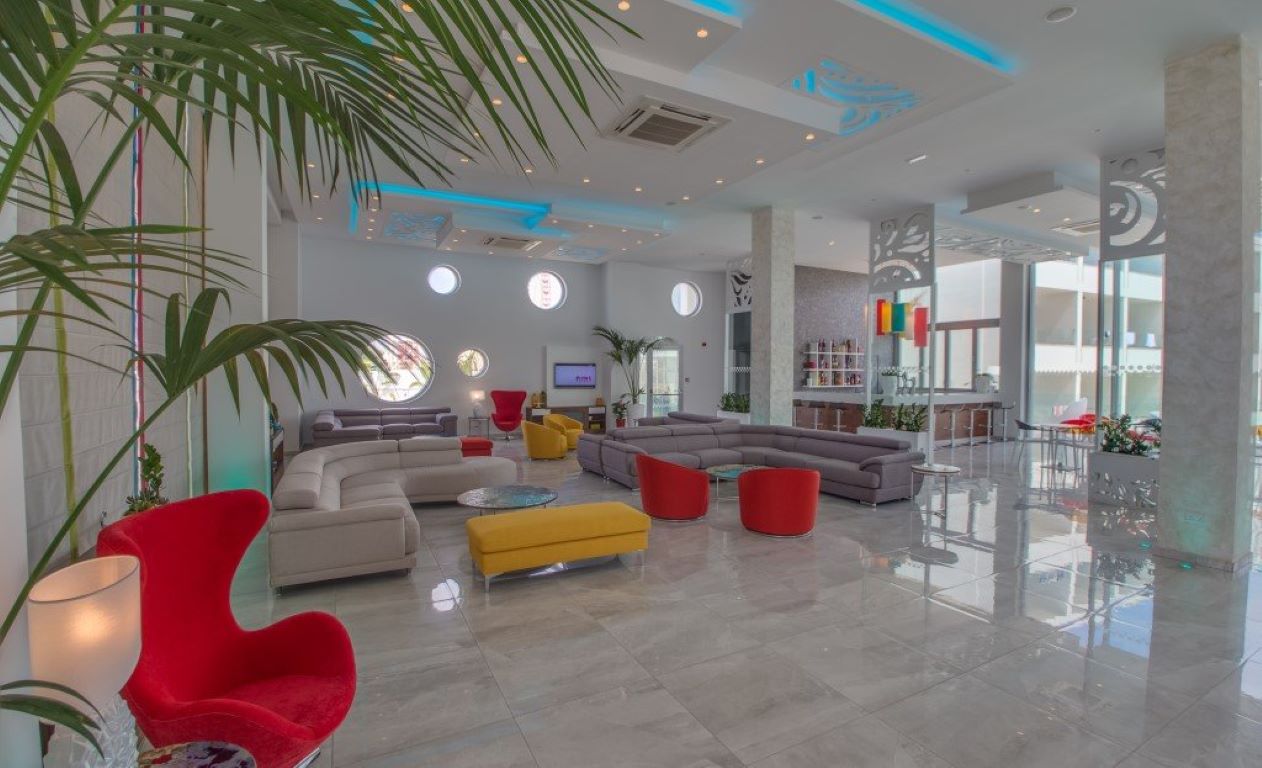 Nicholas Color Hotel-Lobby.jpg